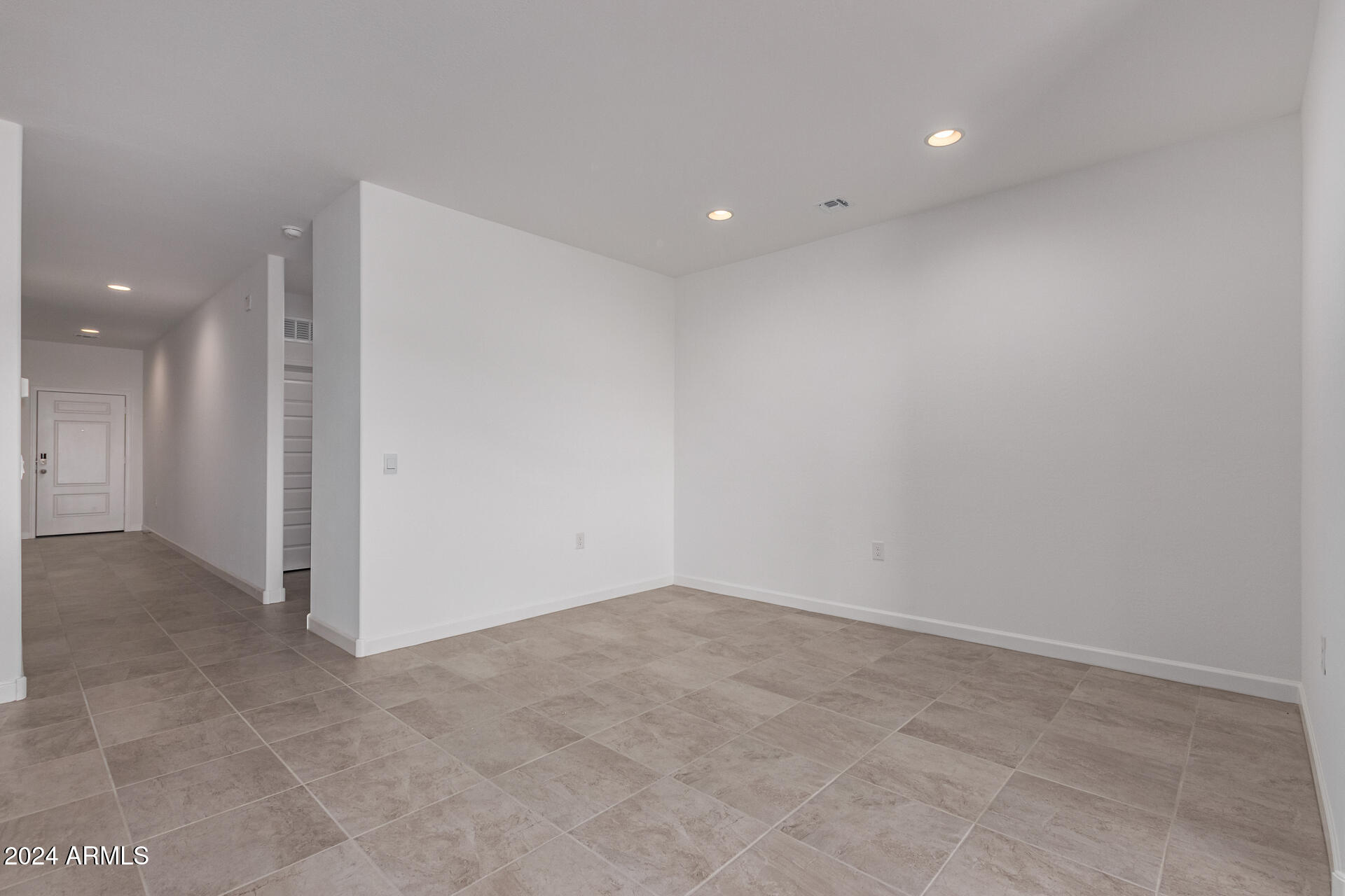 10014 S Saguaro Drive