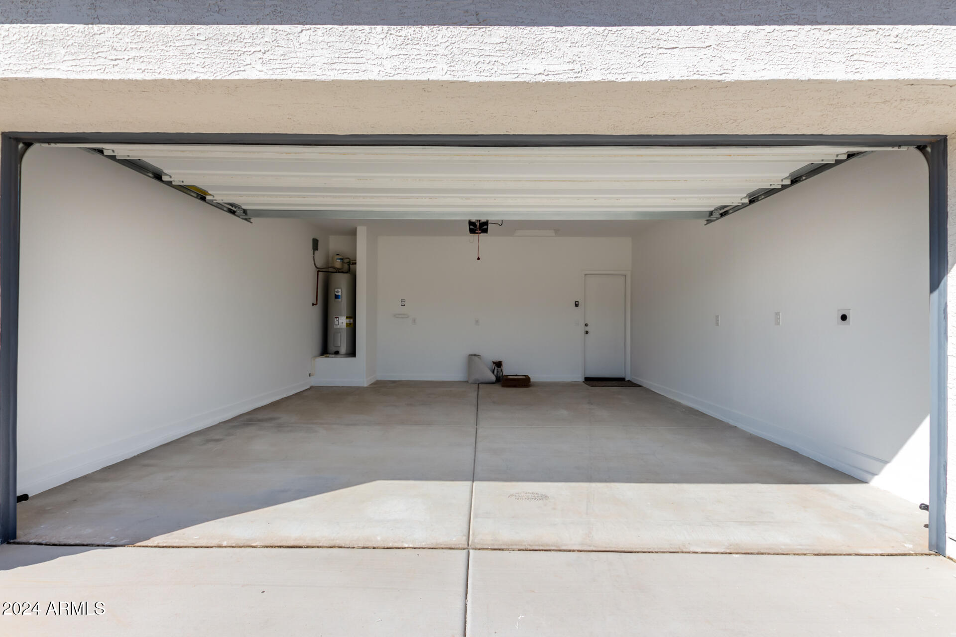 10014 S Saguaro Drive