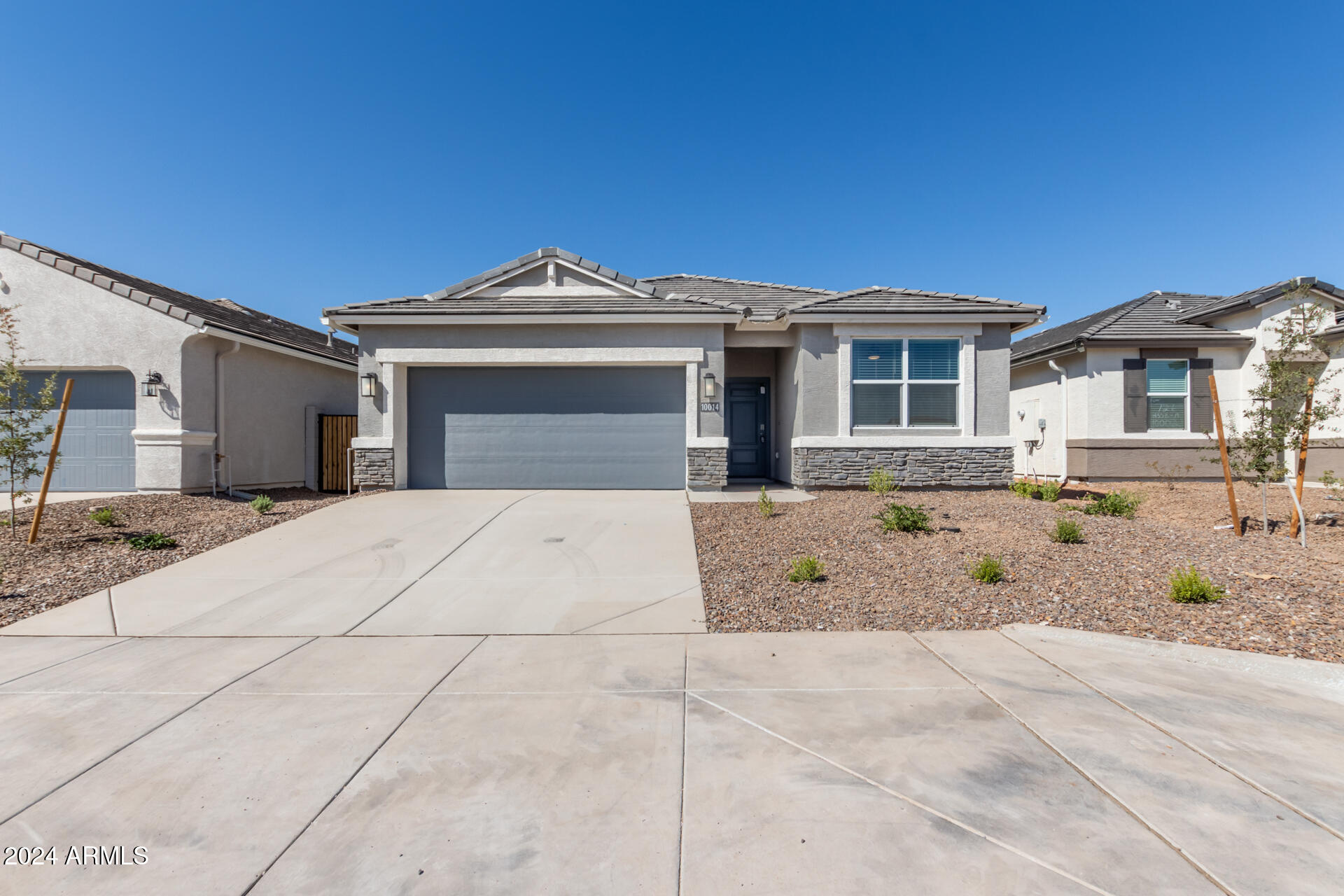 10014 S Saguaro Drive