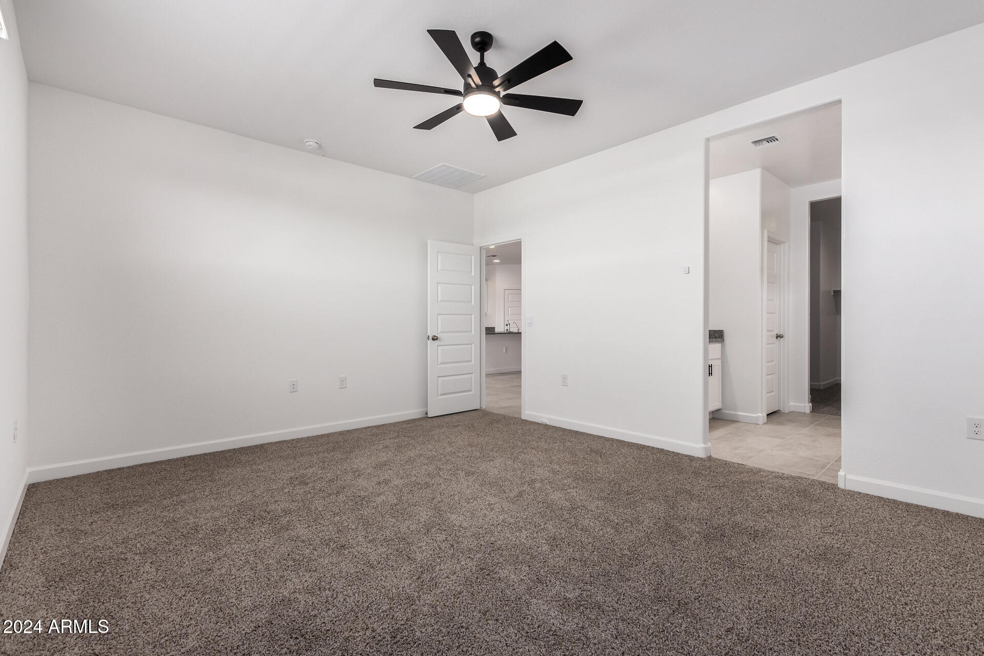 10014 S Saguaro Drive