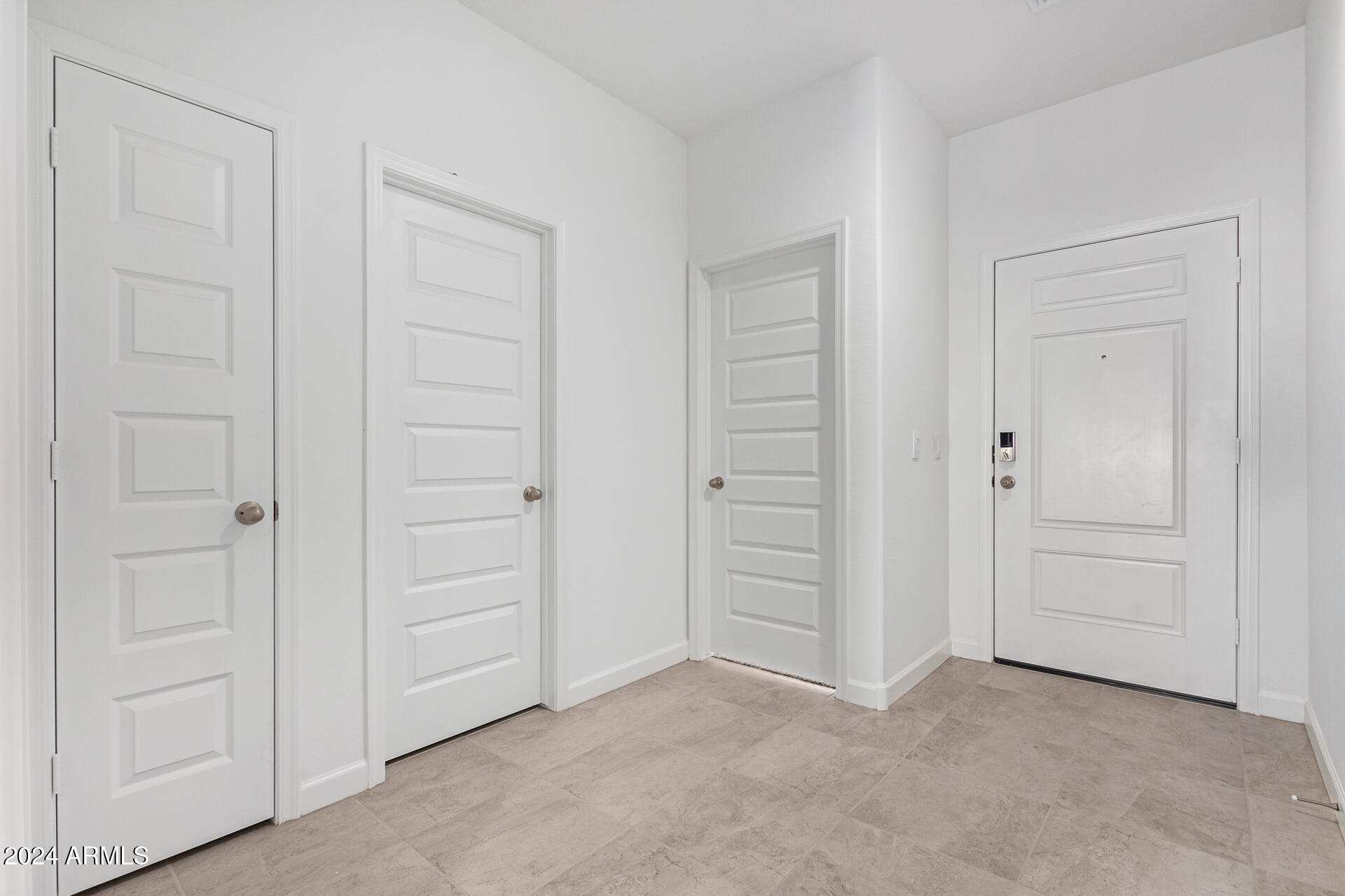 10014 S Saguaro Drive