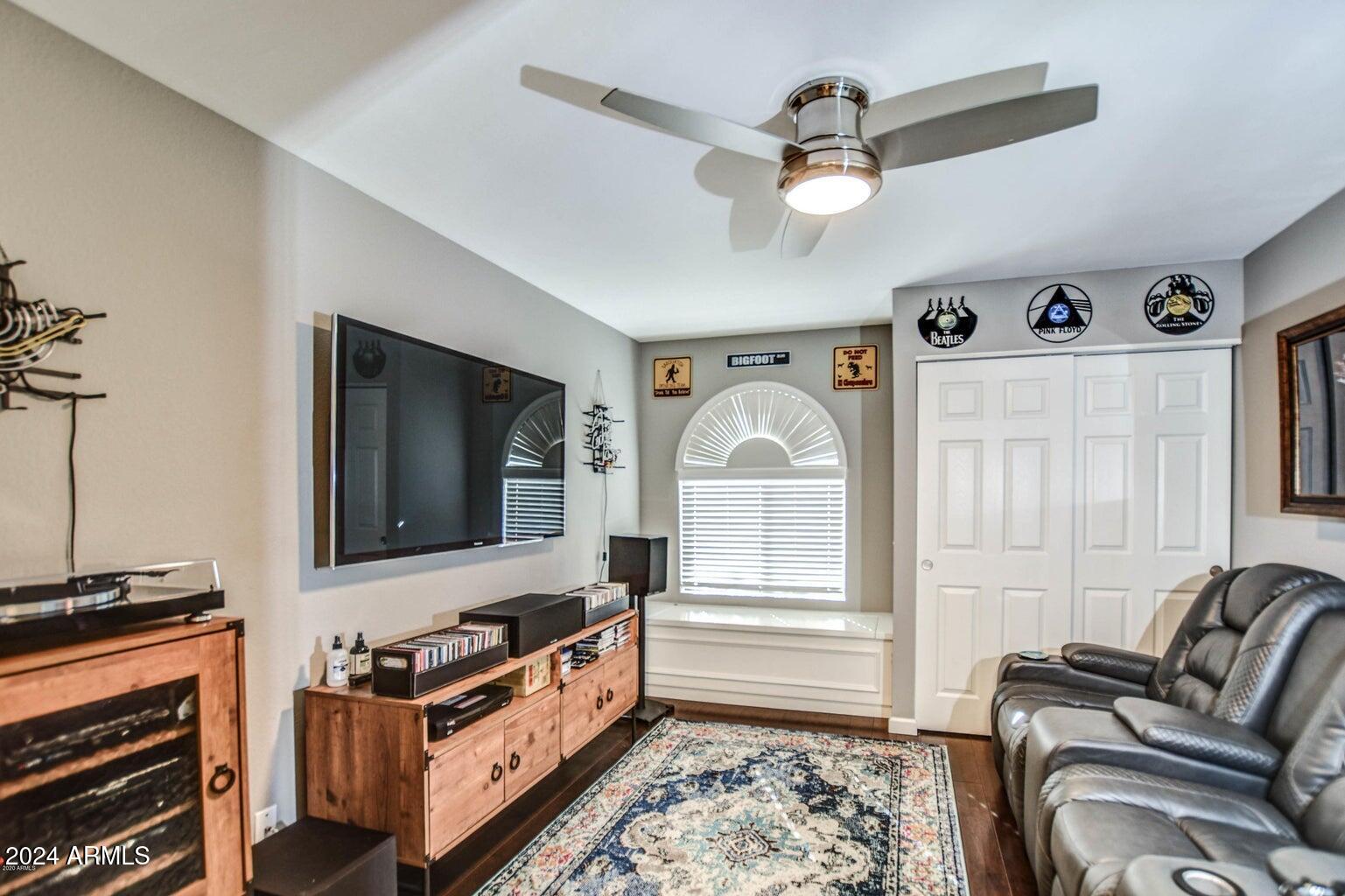 1021 S GREENFIELD Road # 1193