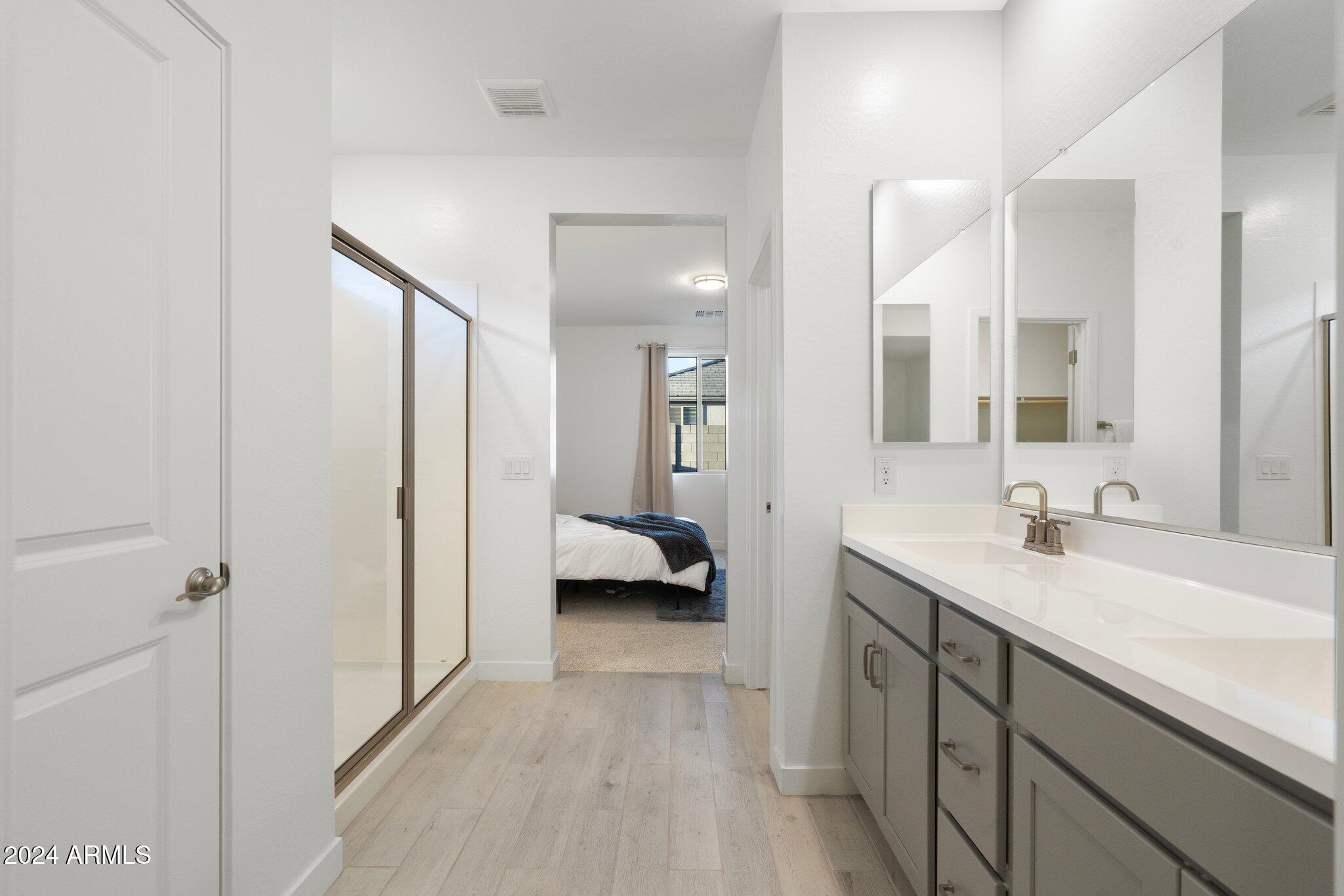 23376 W MIAMI Street