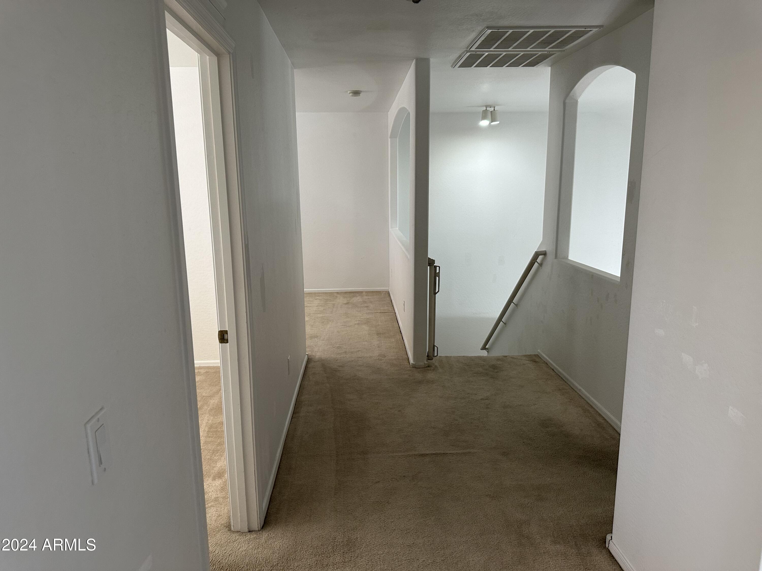 10937 W MINNEZONA Avenue