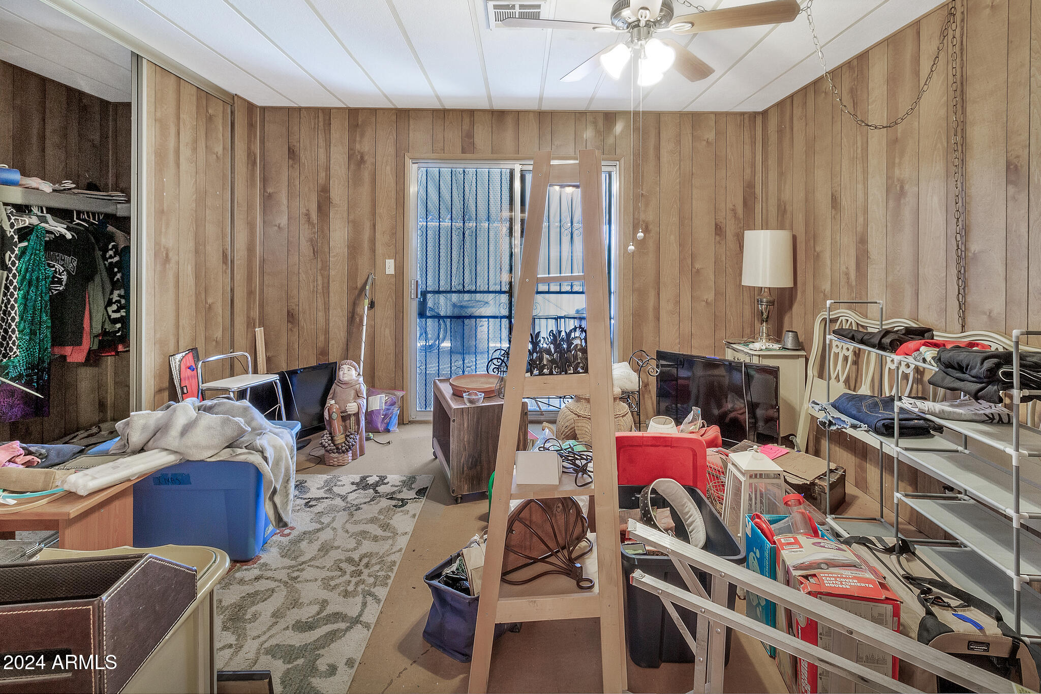 3800 N INDIANA Avenue