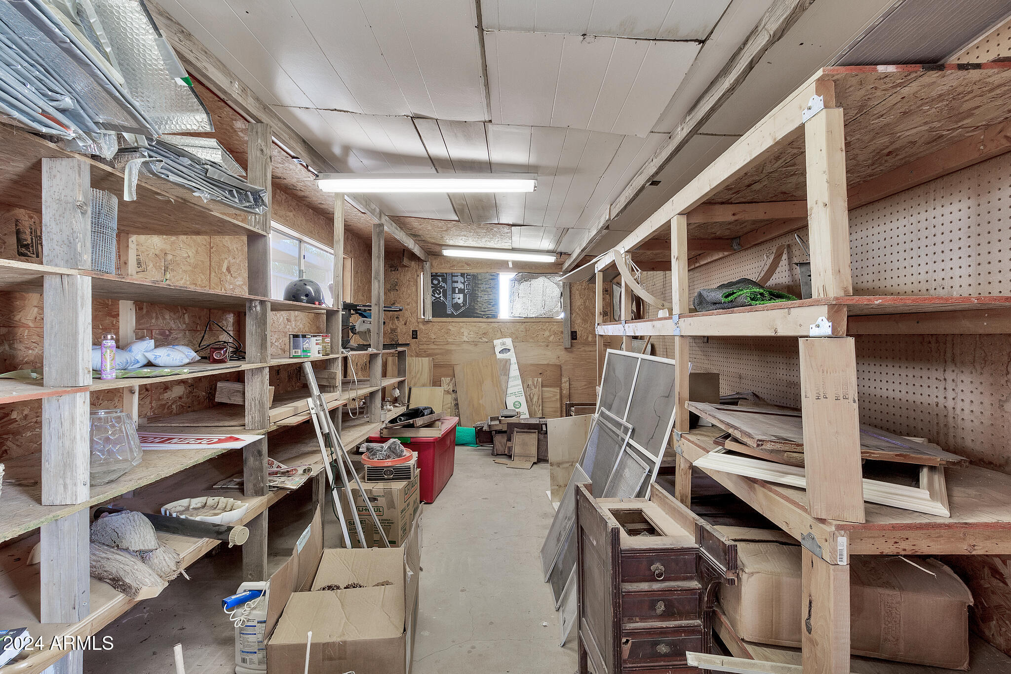 3800 N INDIANA Avenue