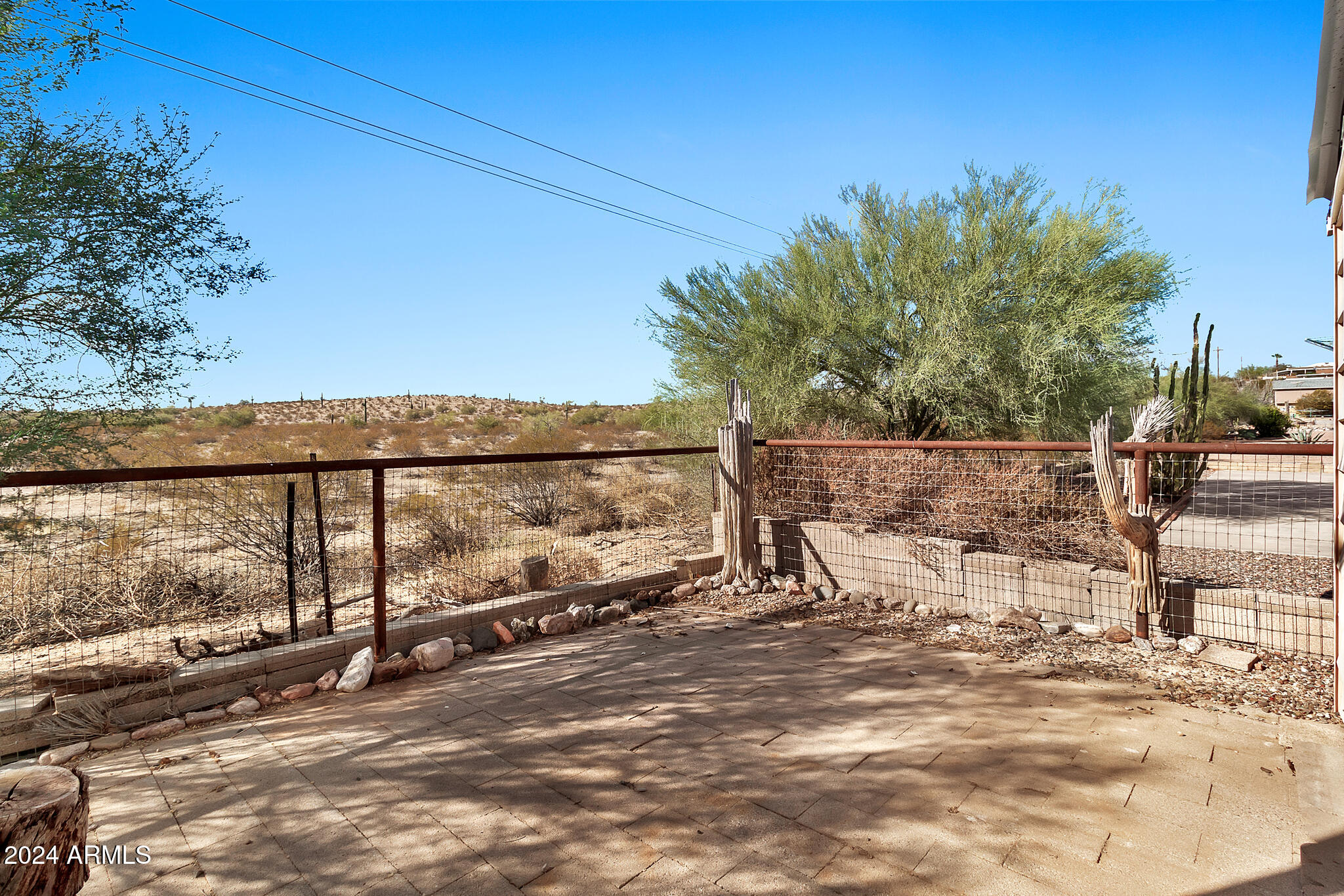 3800 N INDIANA Avenue