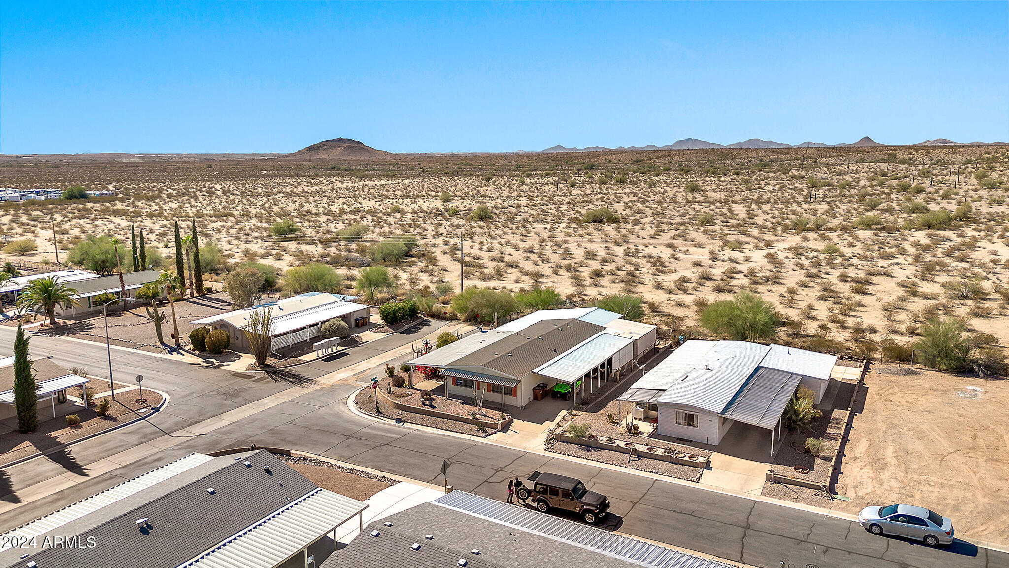 3800 N INDIANA Avenue