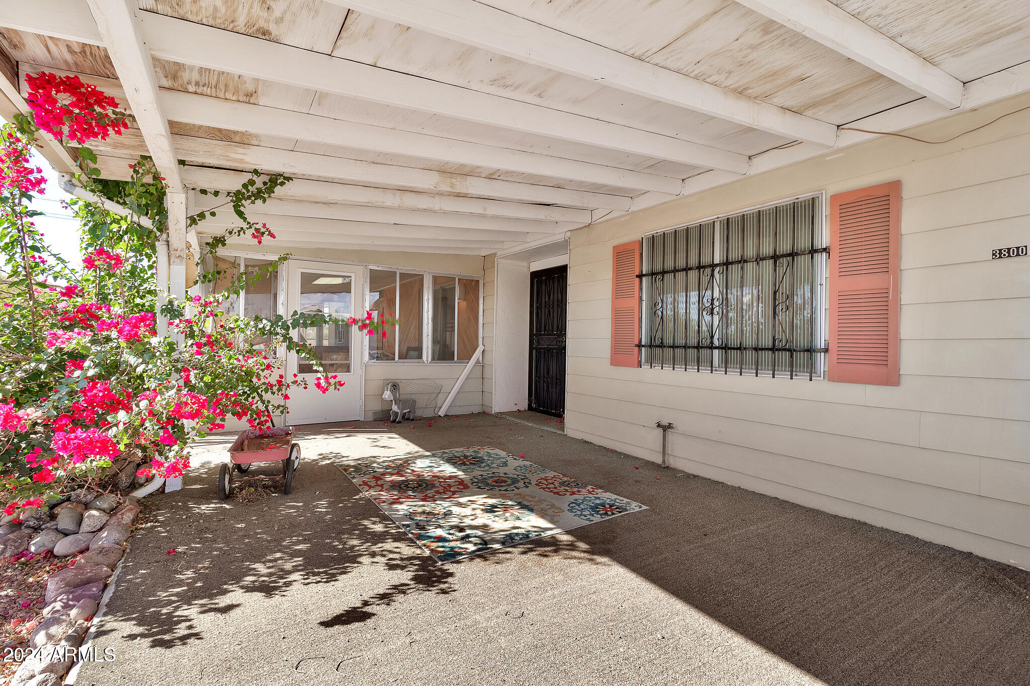 3800 N INDIANA Avenue