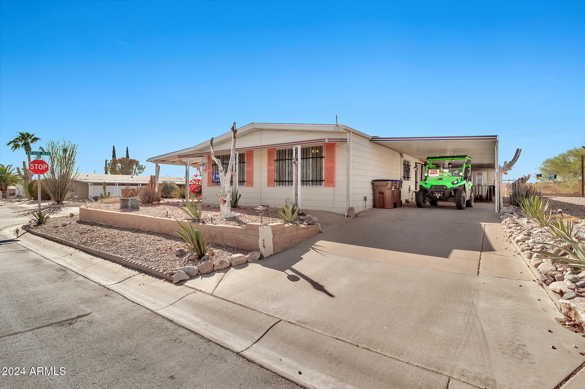 3800 N INDIANA Avenue