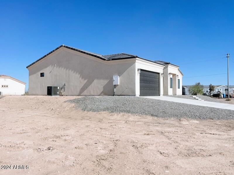 38604 W Willetta Street