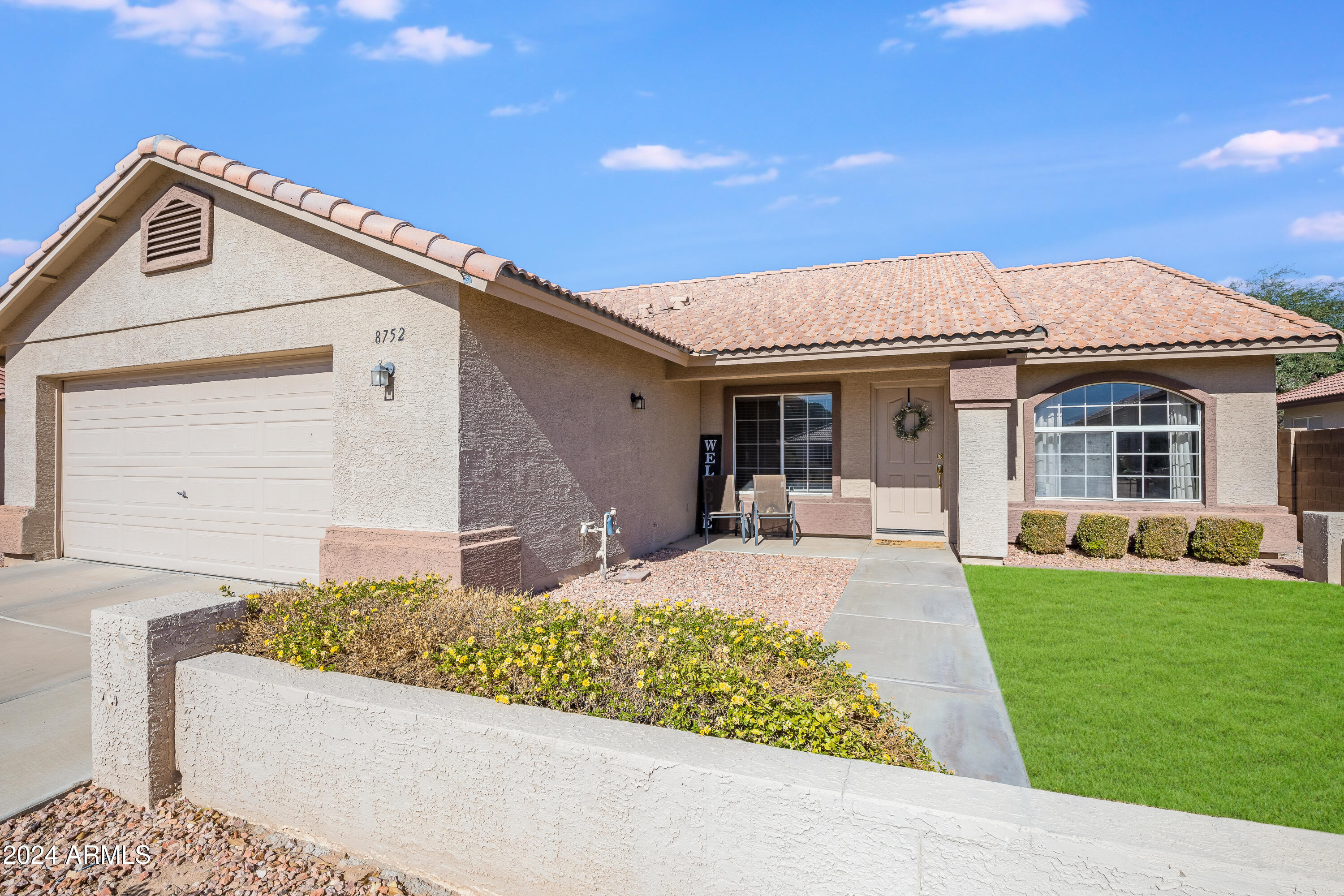 8752 W MELINDA Lane