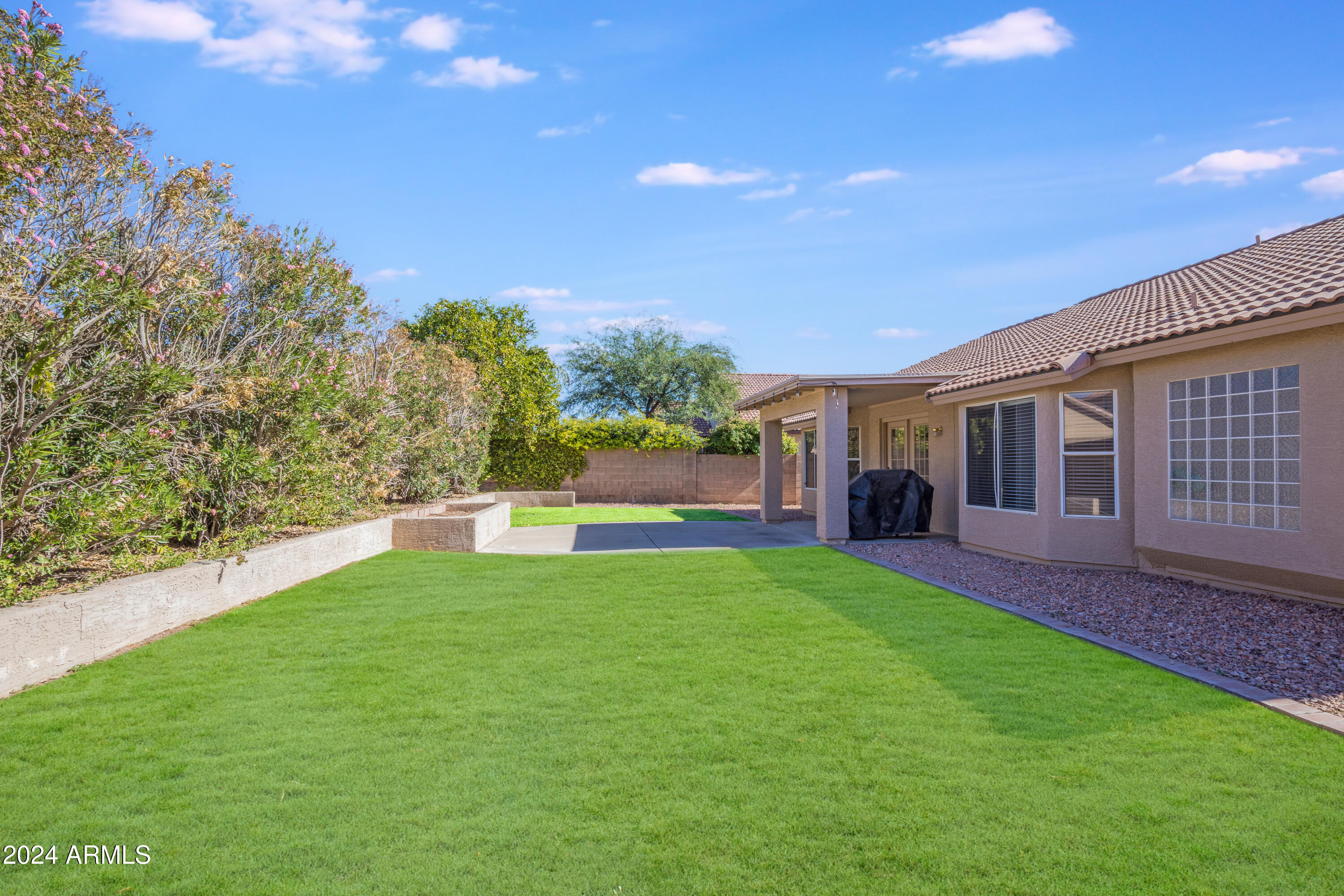 8752 W MELINDA Lane
