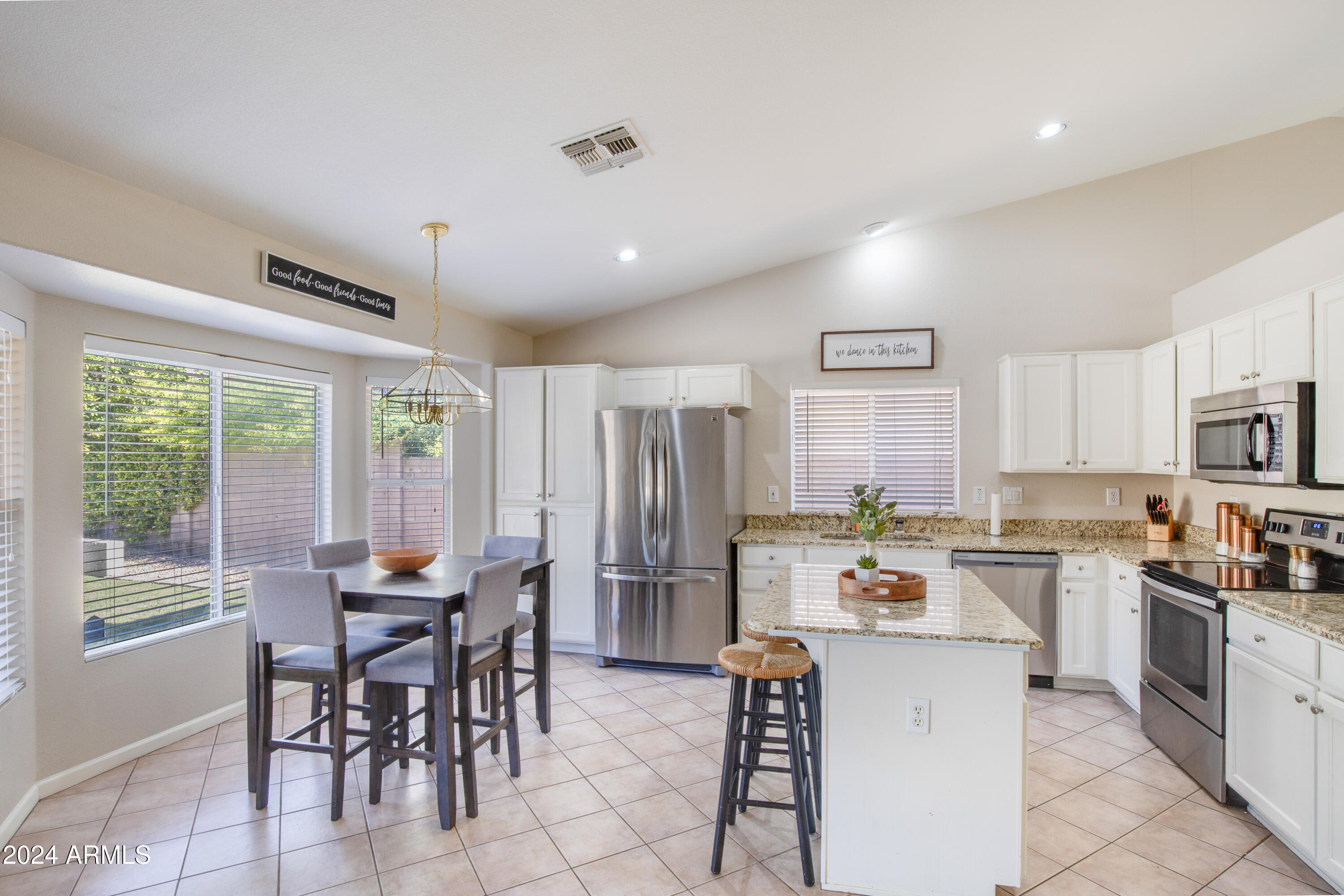8752 W MELINDA Lane