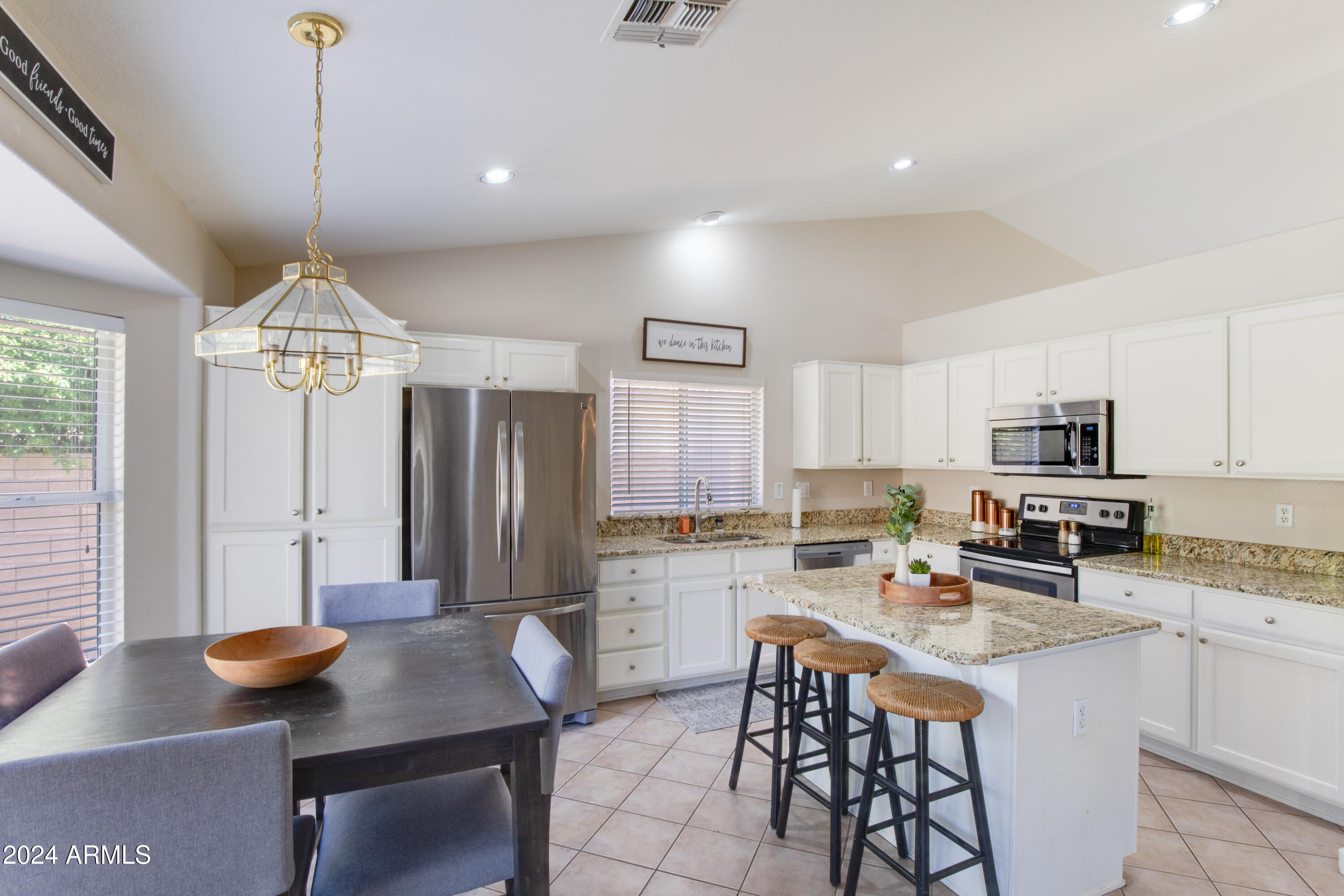 8752 W MELINDA Lane