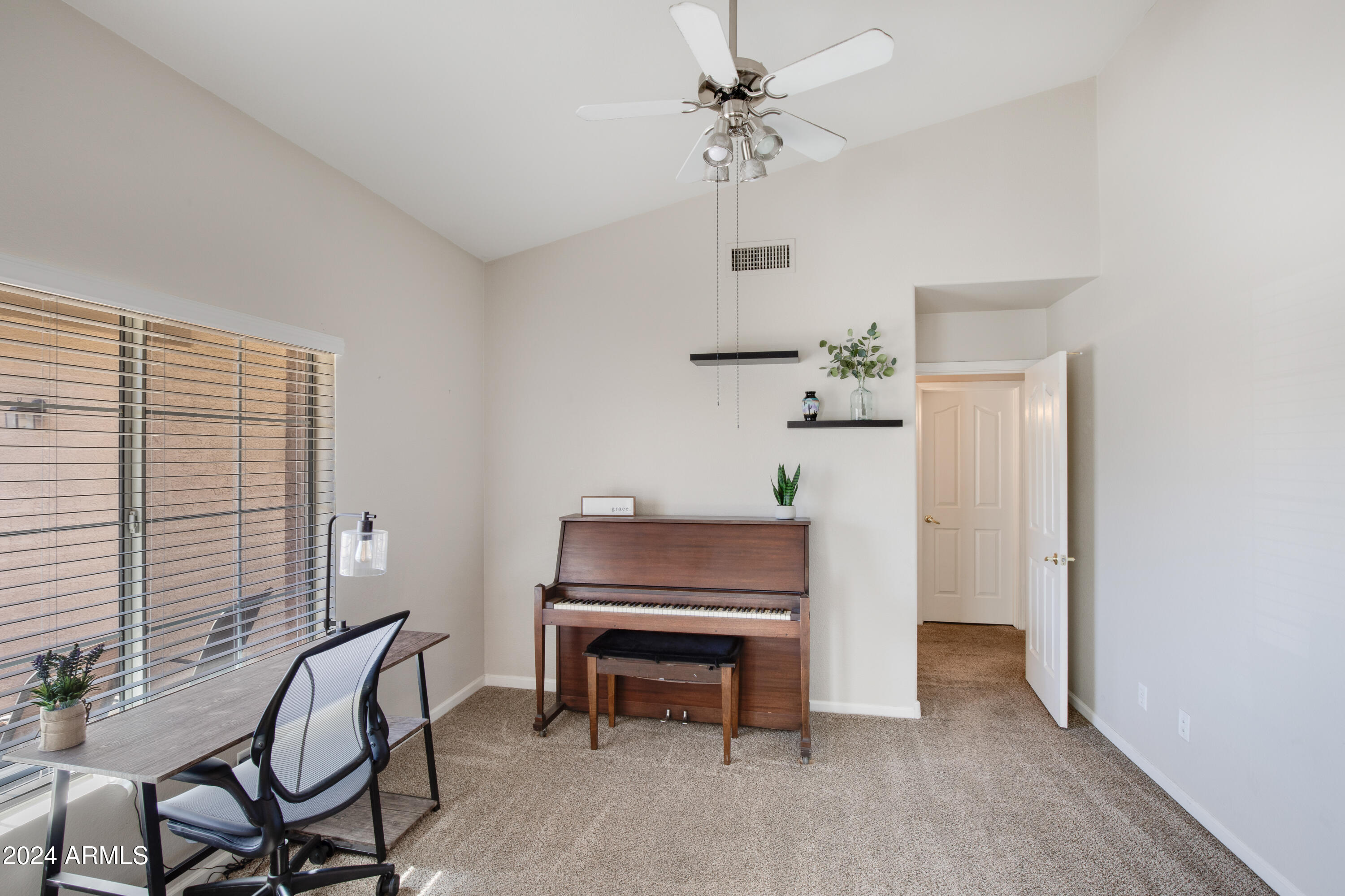 8752 W MELINDA Lane