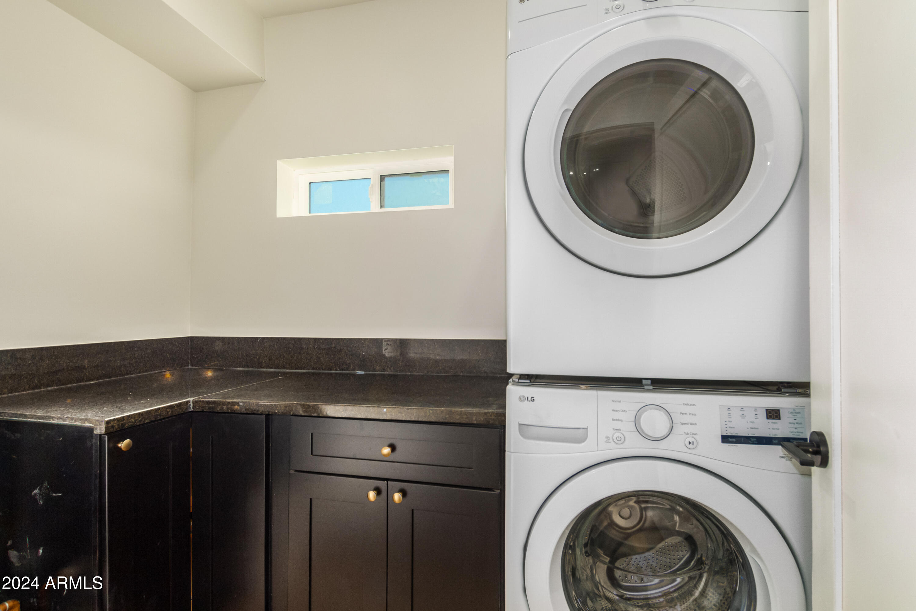 917 E MCKINLEY Street