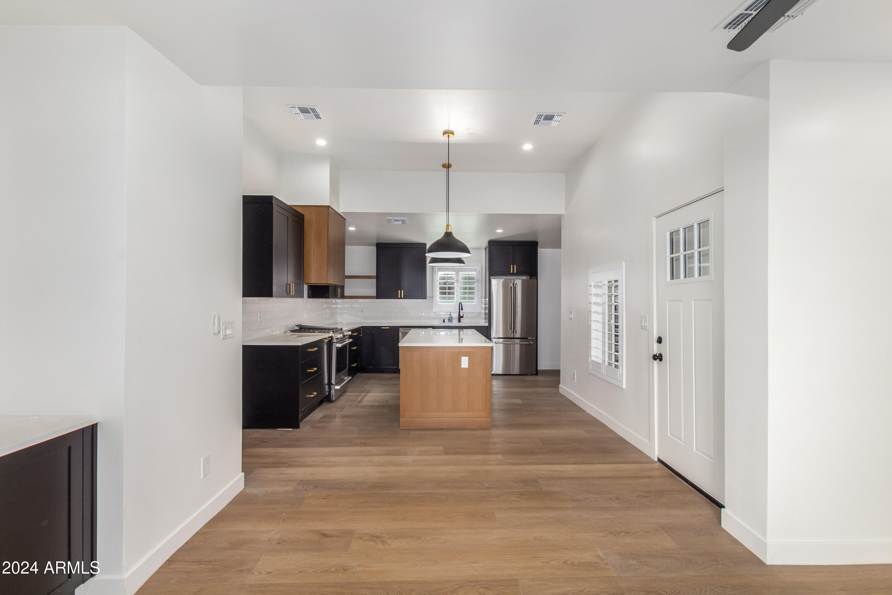 917 E MCKINLEY Street