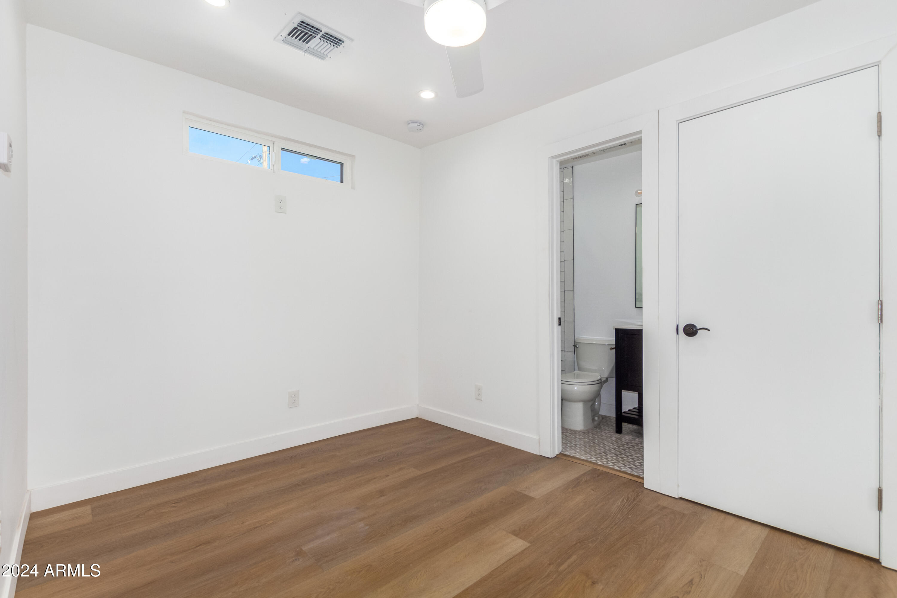 917 E MCKINLEY Street