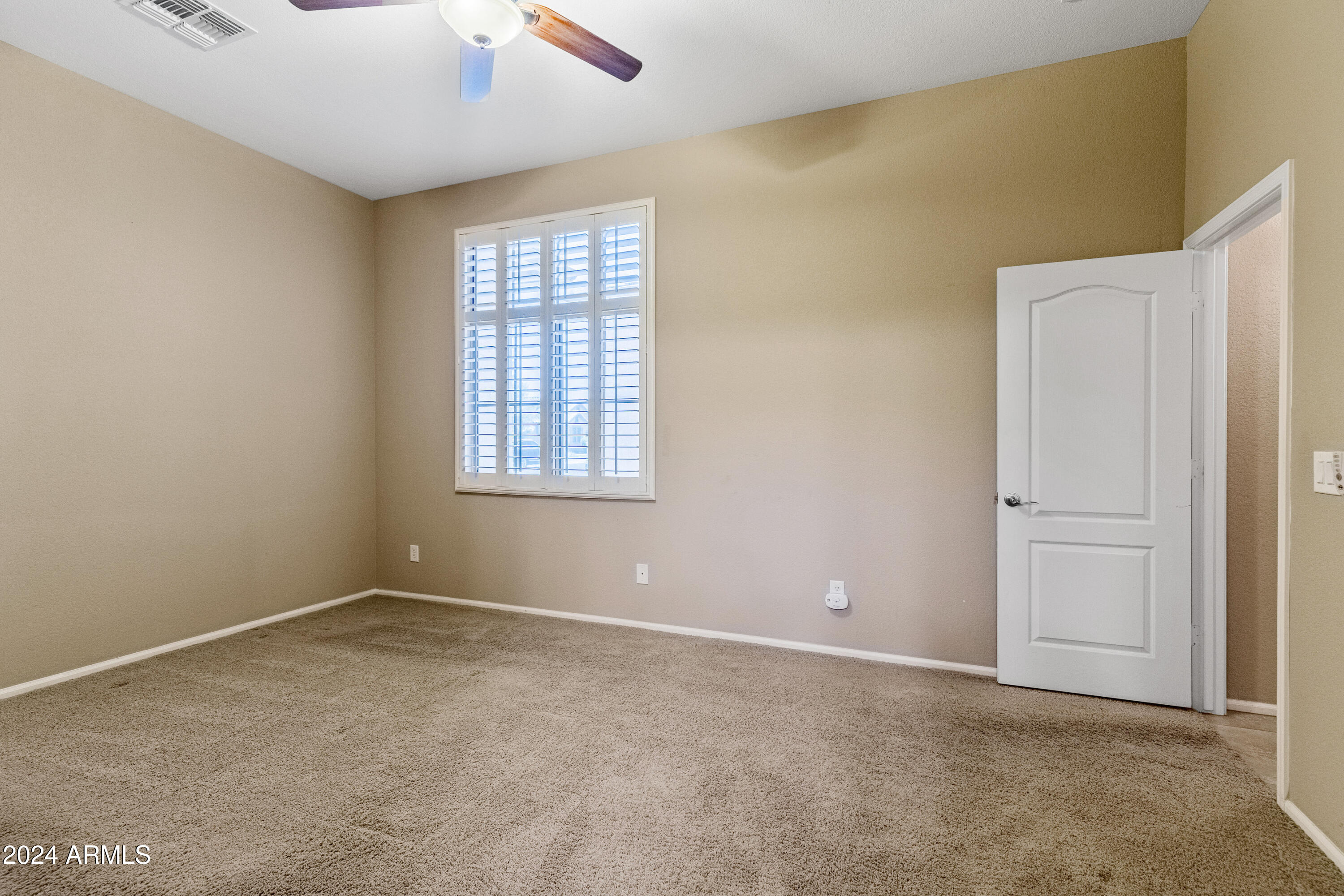 18226 W STINSON Drive