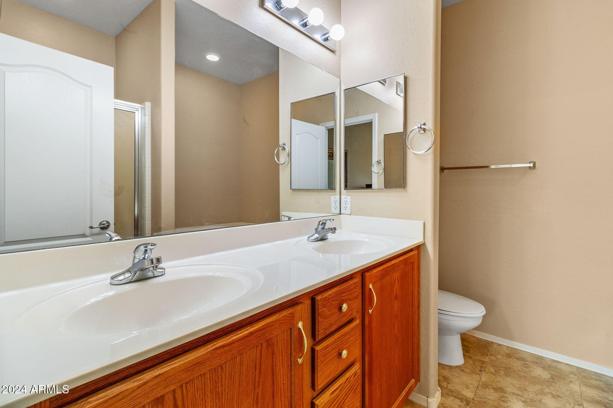 2565 E Southern Avenue # 56