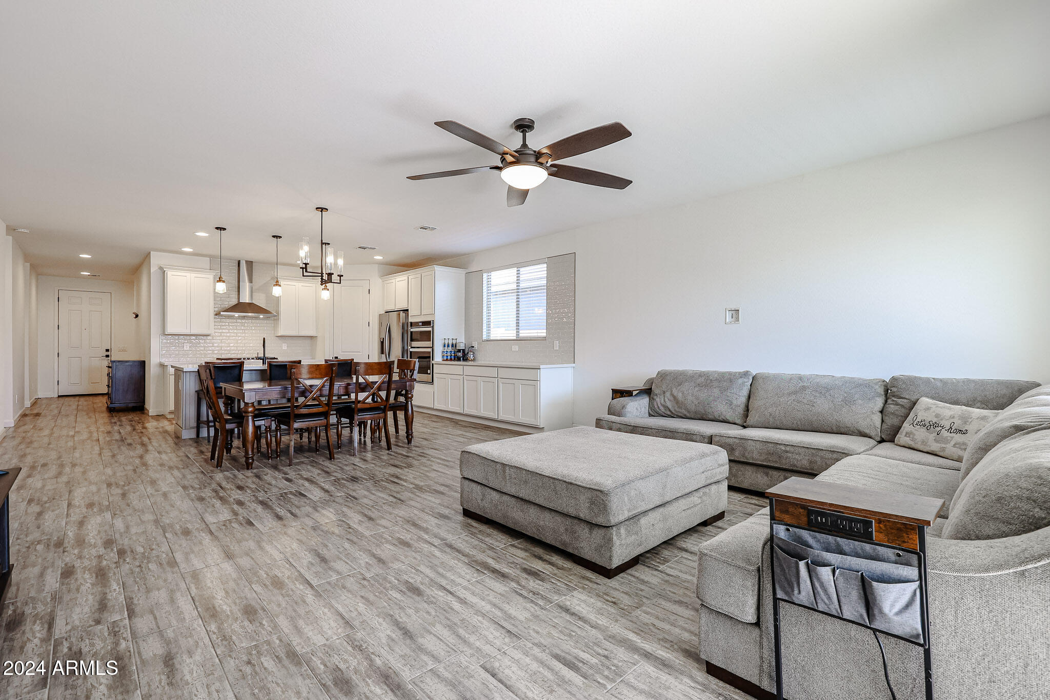 5623 W STARGAZER Place