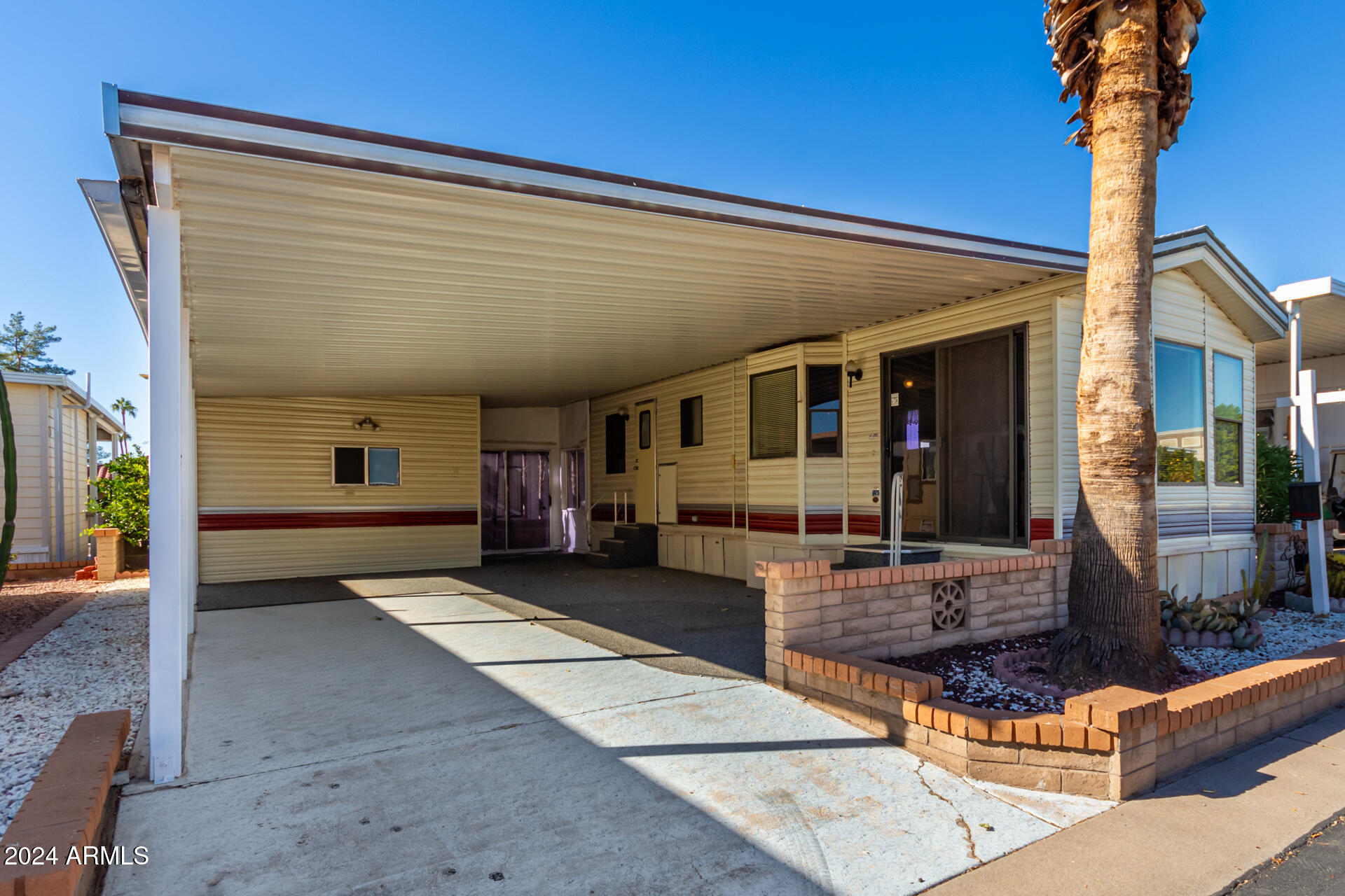 111 S GREENFIELD Road # 465