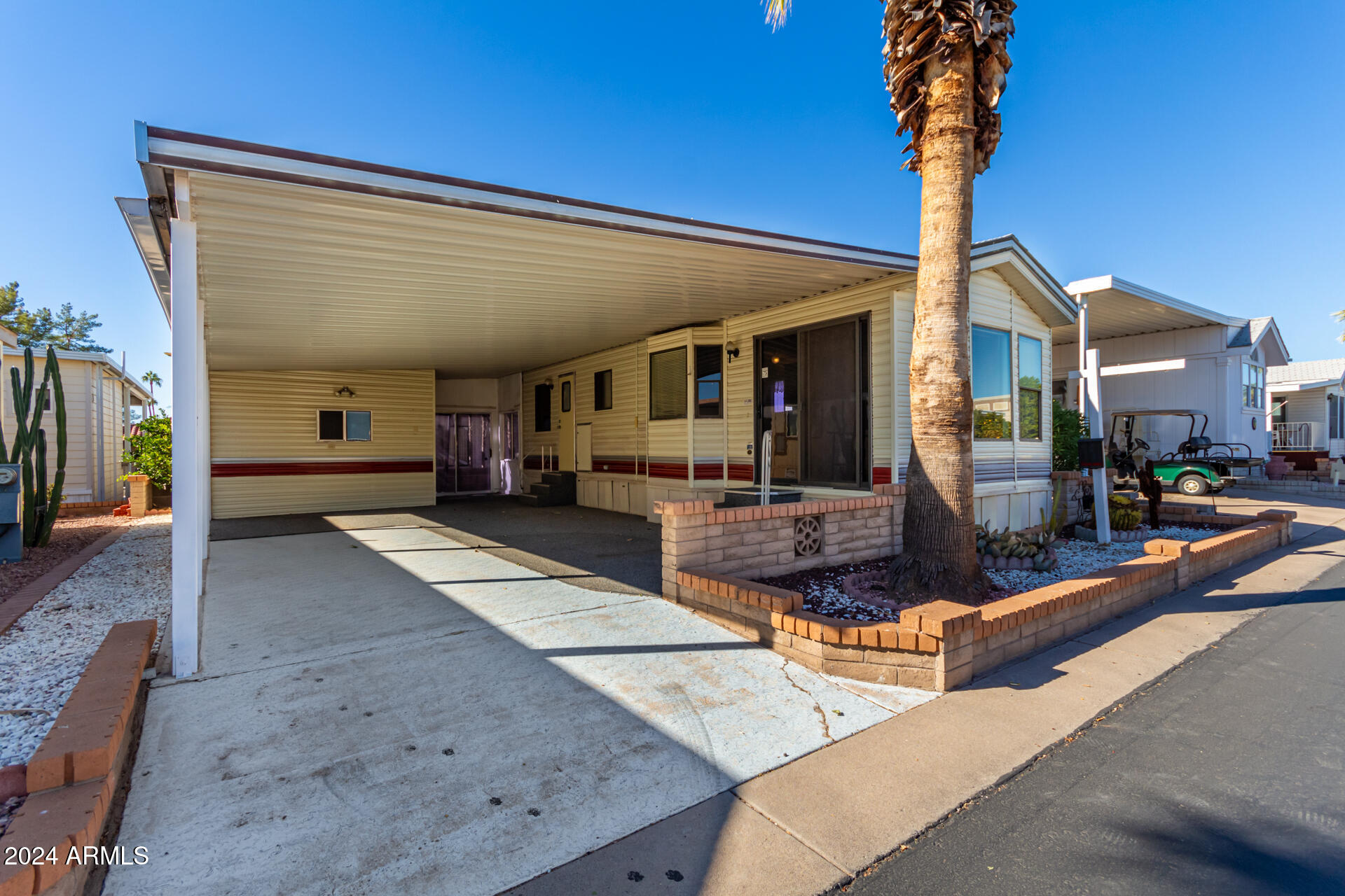 111 S GREENFIELD Road # 465