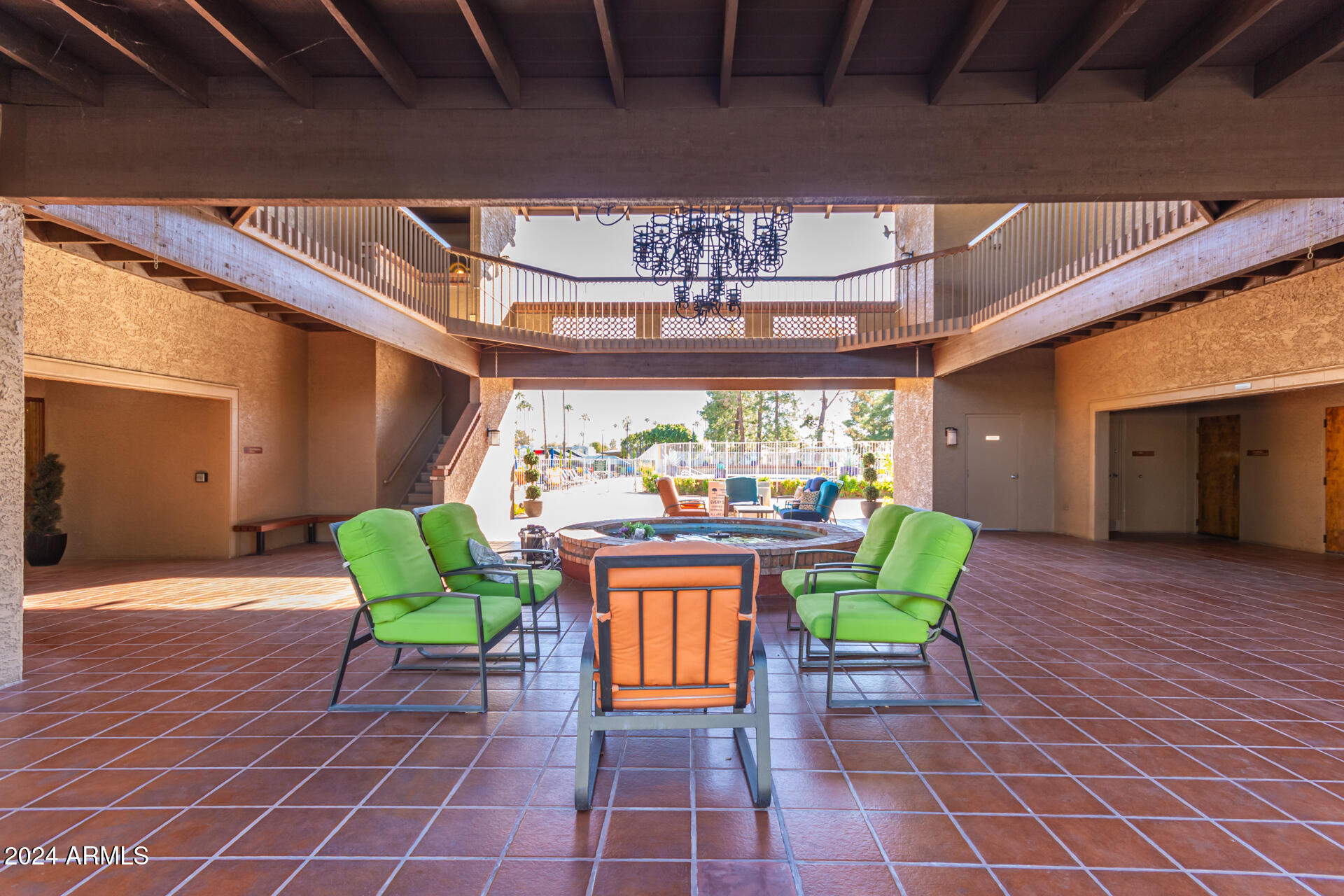 111 S GREENFIELD Road # 465