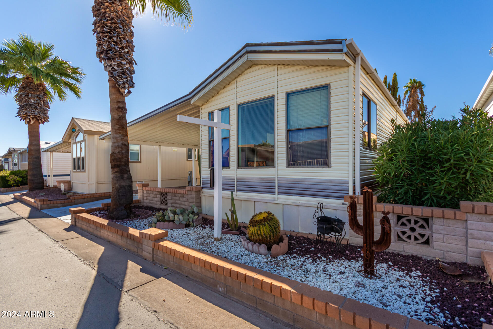 111 S GREENFIELD Road # 465