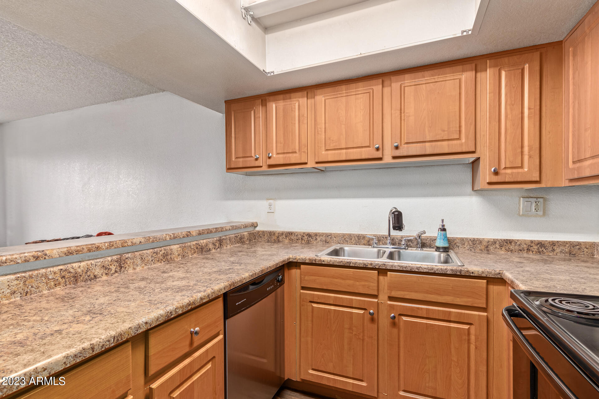 3810 N MARYVALE Parkway # 2009