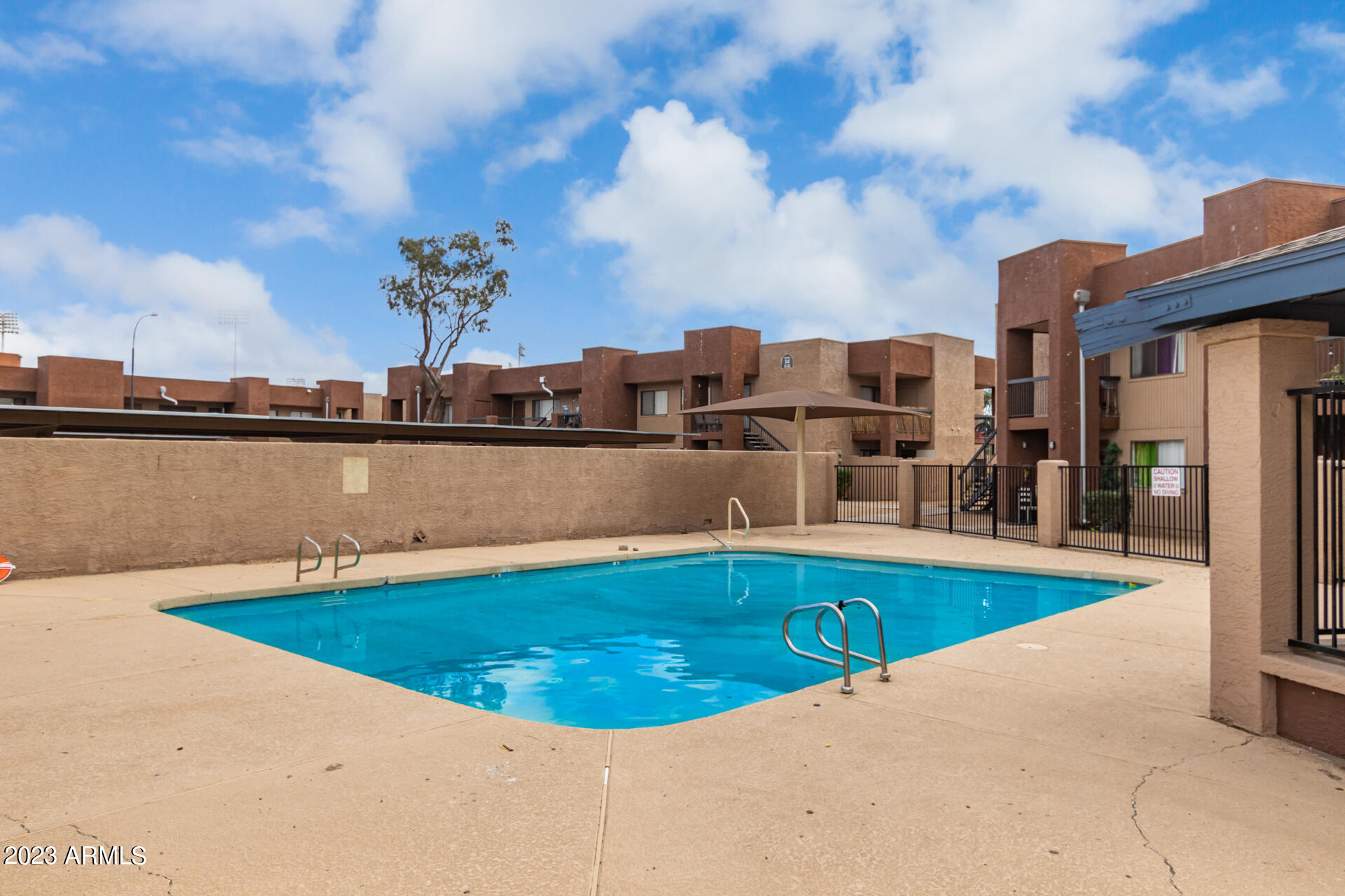 3810 N MARYVALE Parkway # 2009
