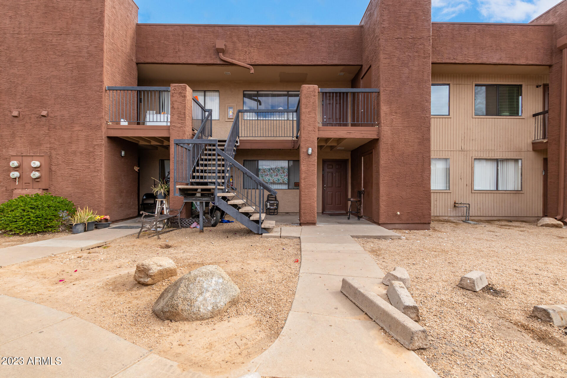 3810 N MARYVALE Parkway # 2009