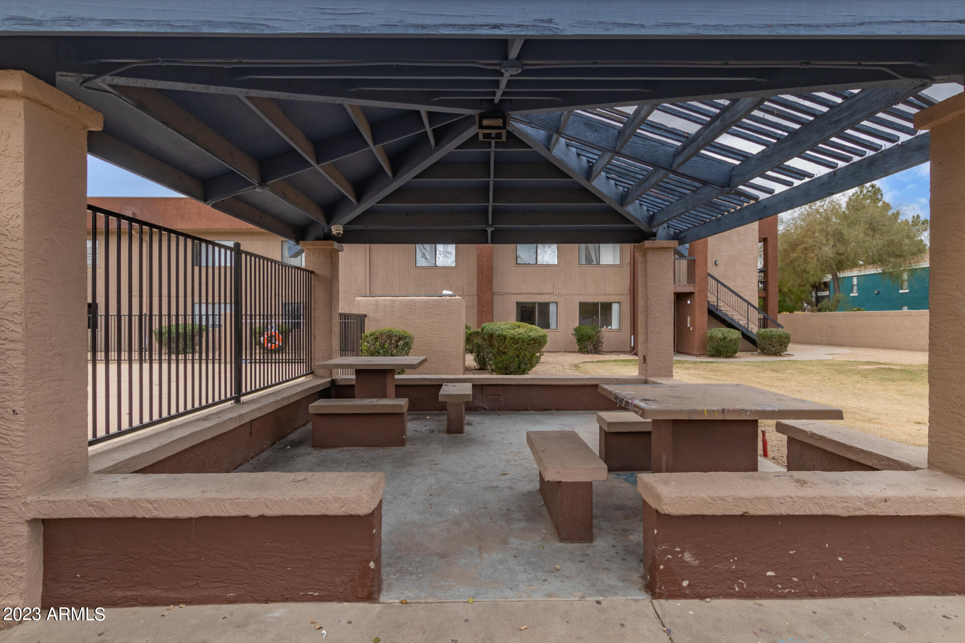 3810 N MARYVALE Parkway # 2009