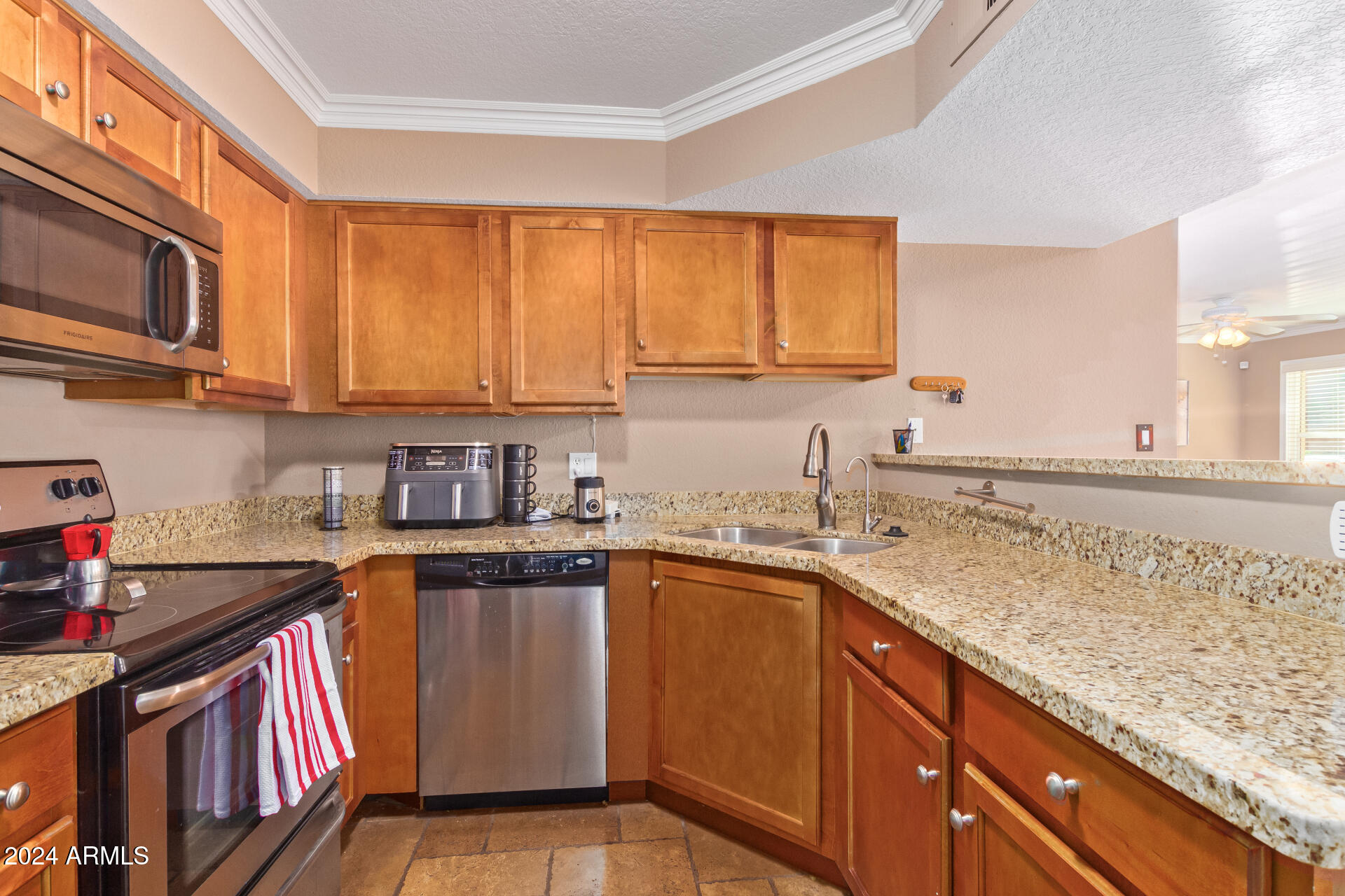 8787 E Mountain View Road # 1093