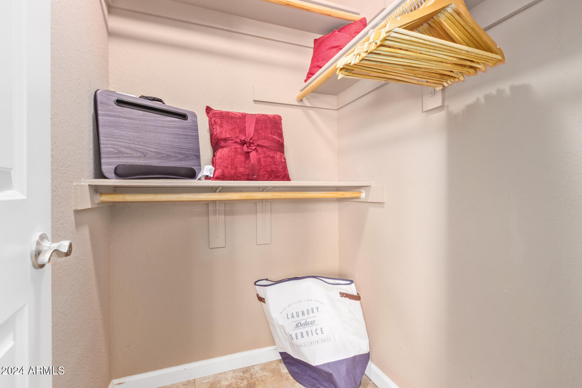 8787 E Mountain View Road # 1093