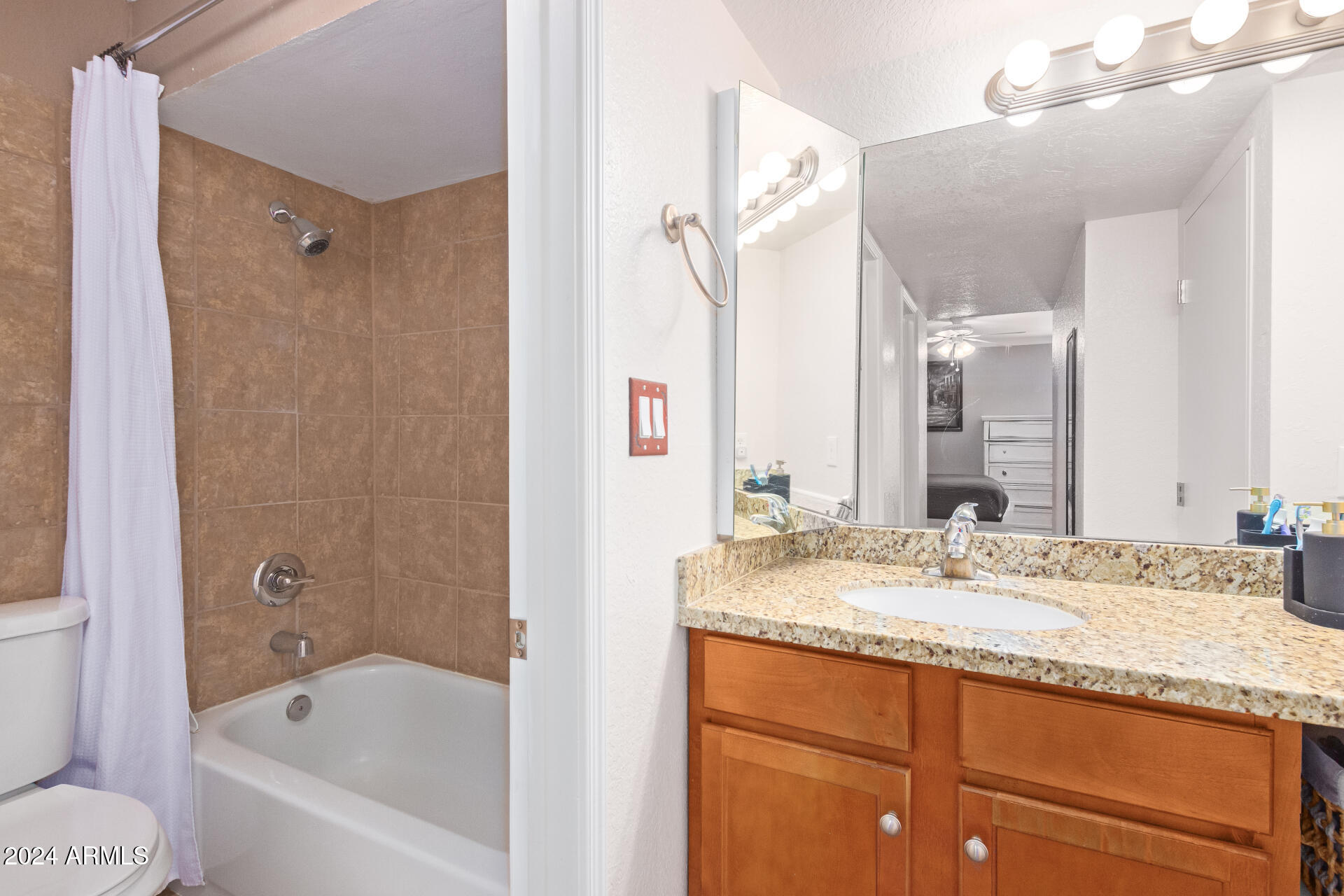 8787 E Mountain View Road # 1093