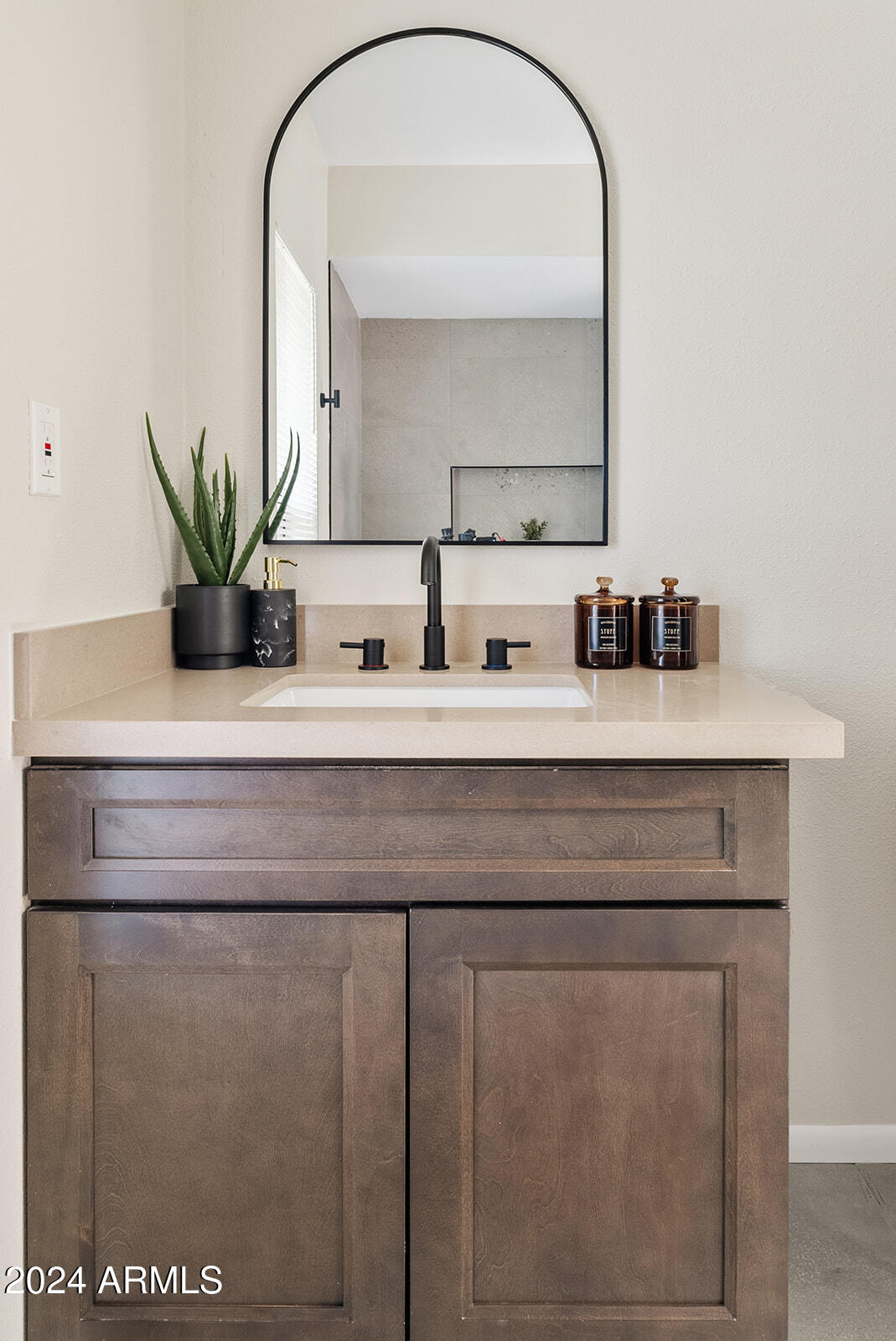 10413 N 10TH Place # 3