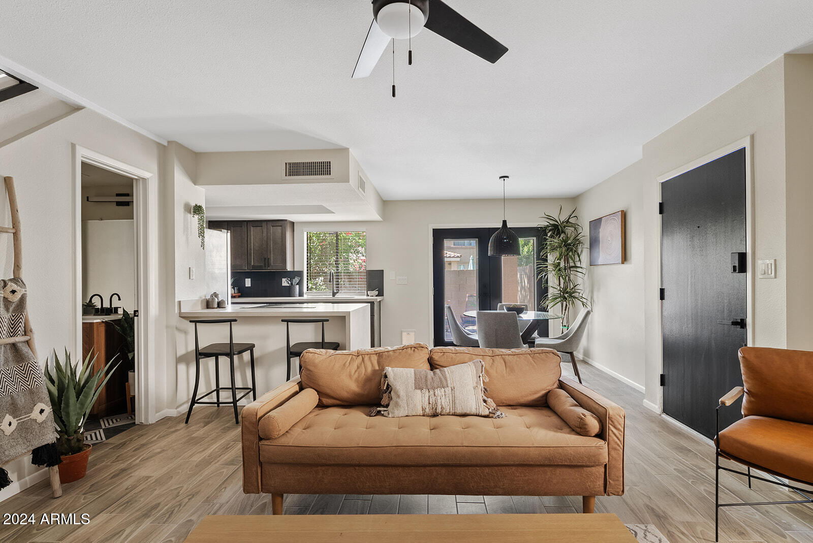 10413 N 10TH Place # 3