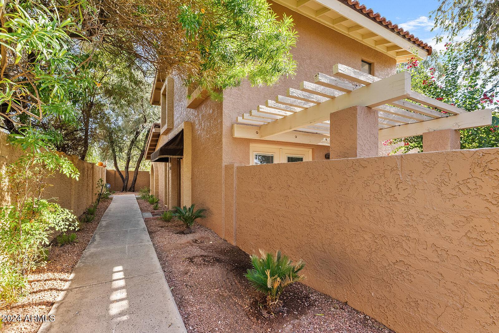 10413 N 10TH Place # 3