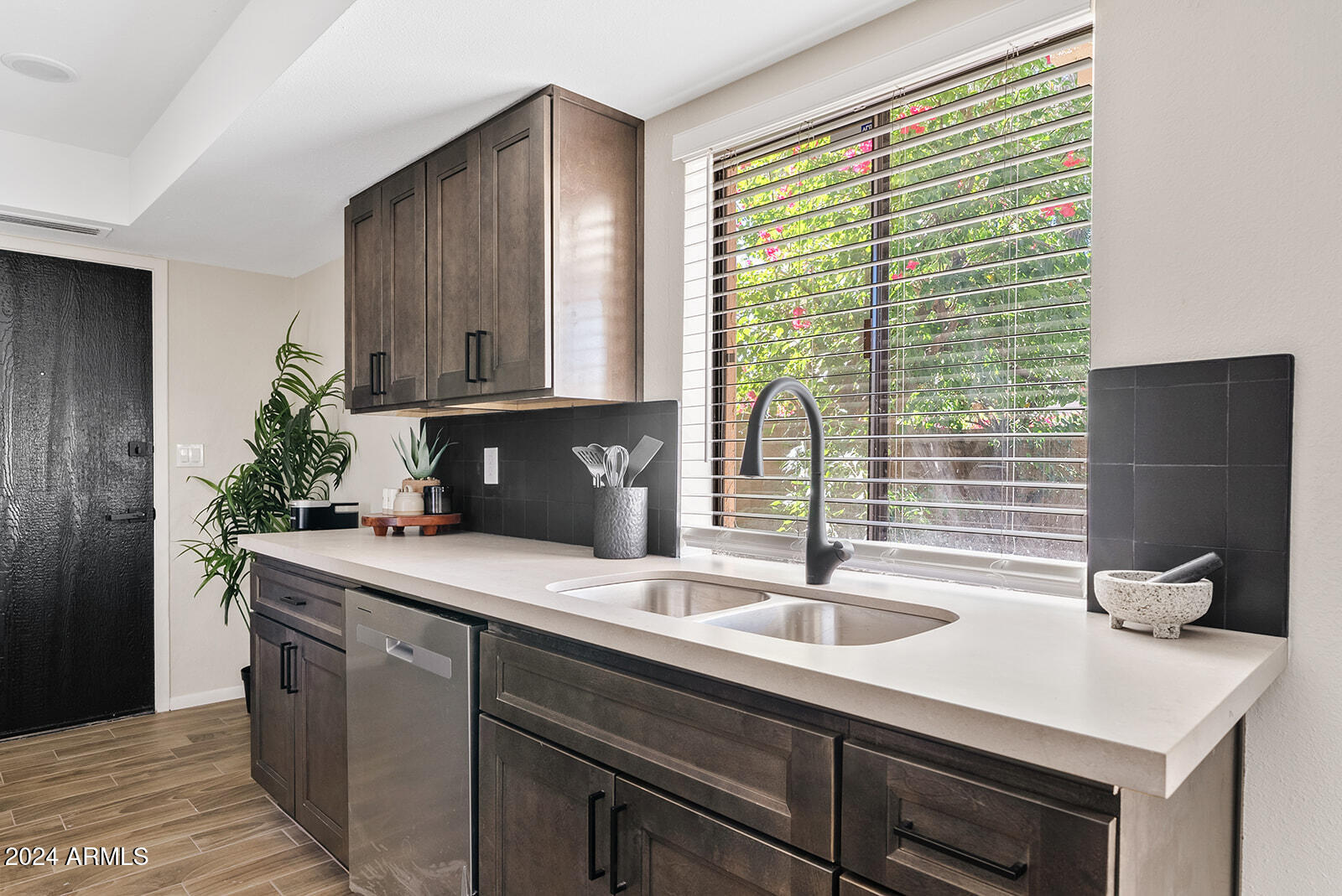 10413 N 10TH Place # 3