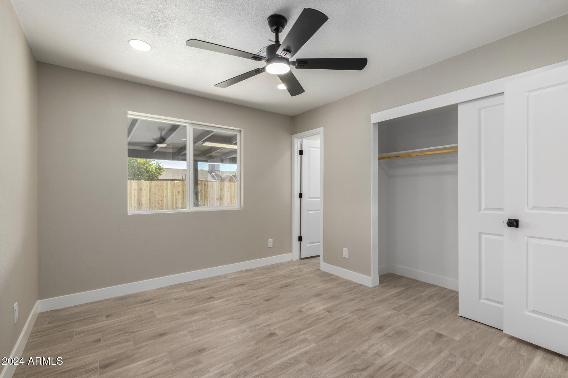 2007 W WINDROSE Drive