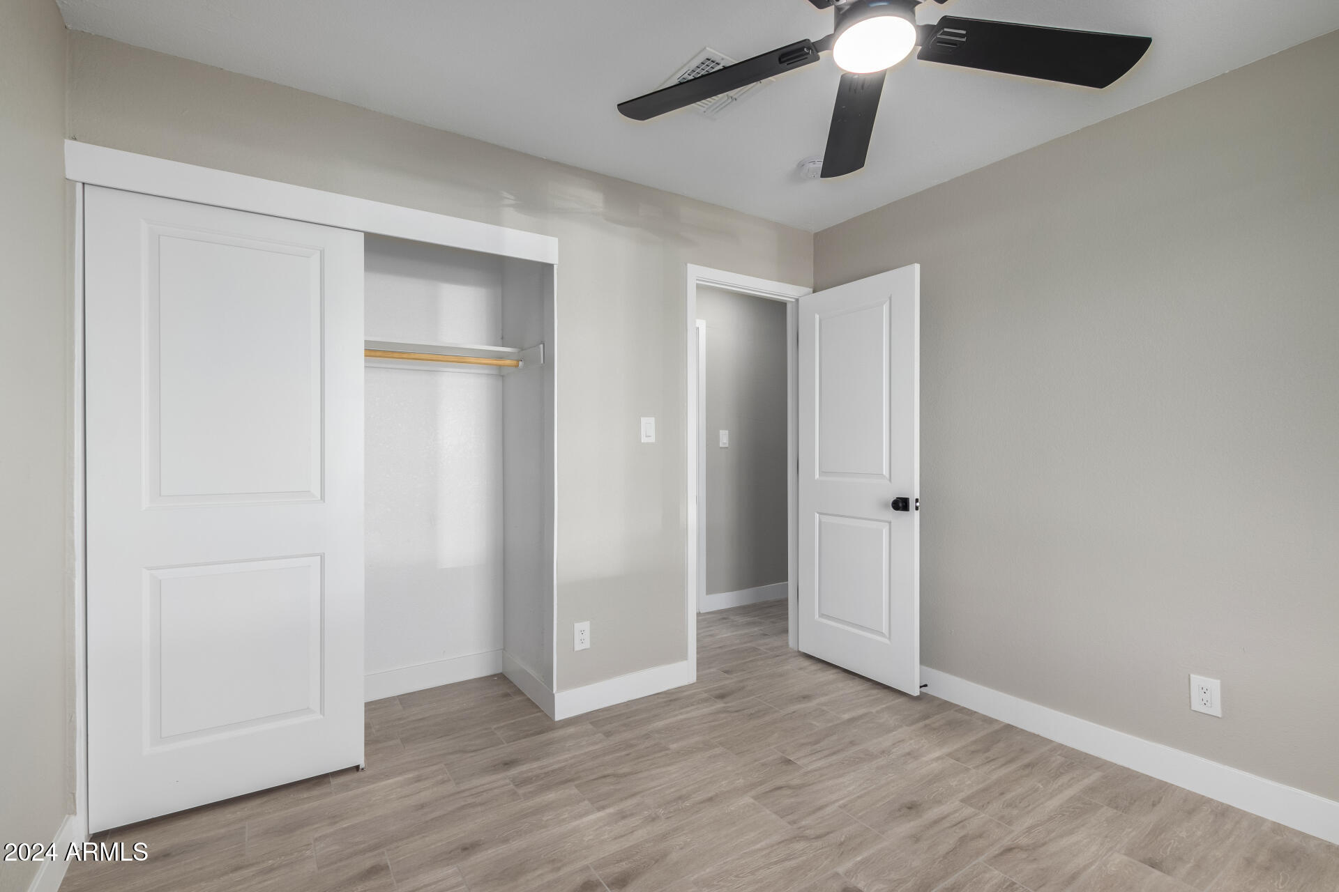 2007 W WINDROSE Drive