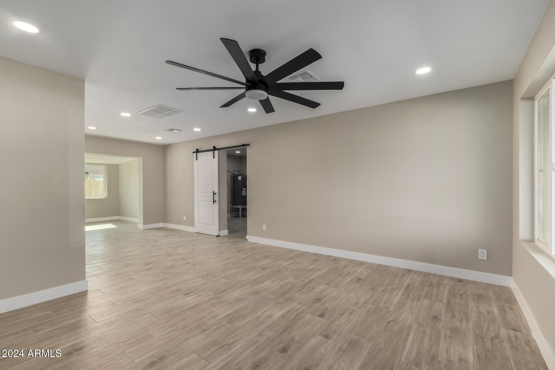 2007 W WINDROSE Drive