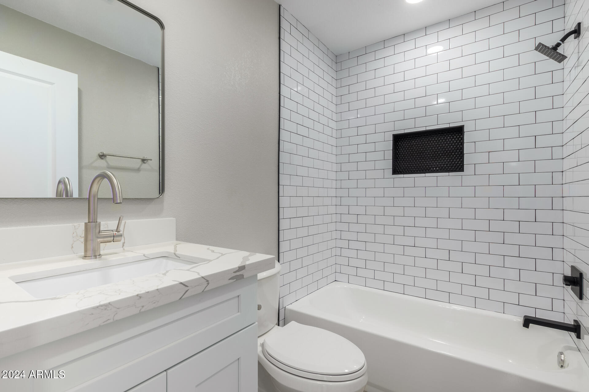 2007 W WINDROSE Drive