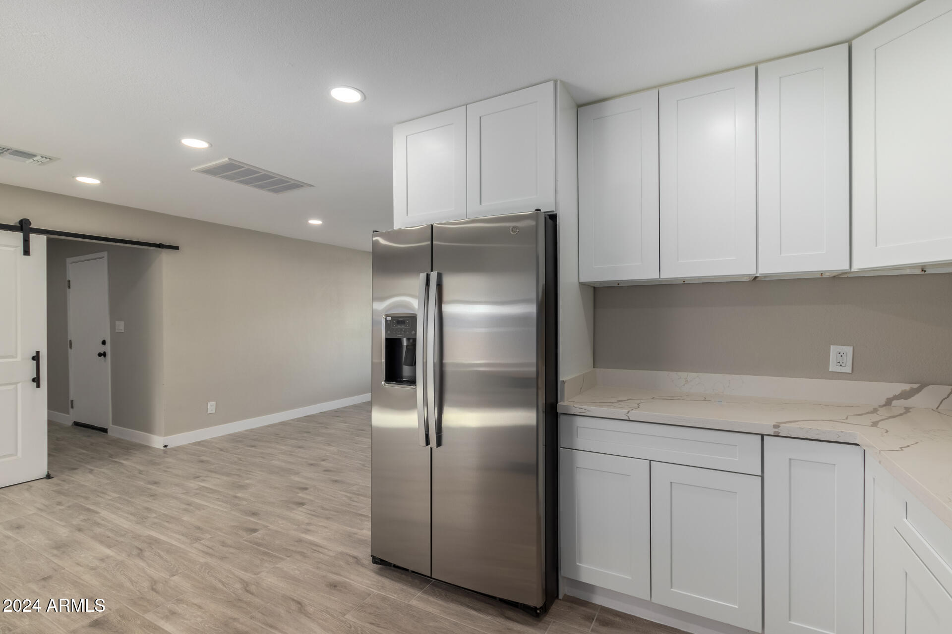 2007 W WINDROSE Drive