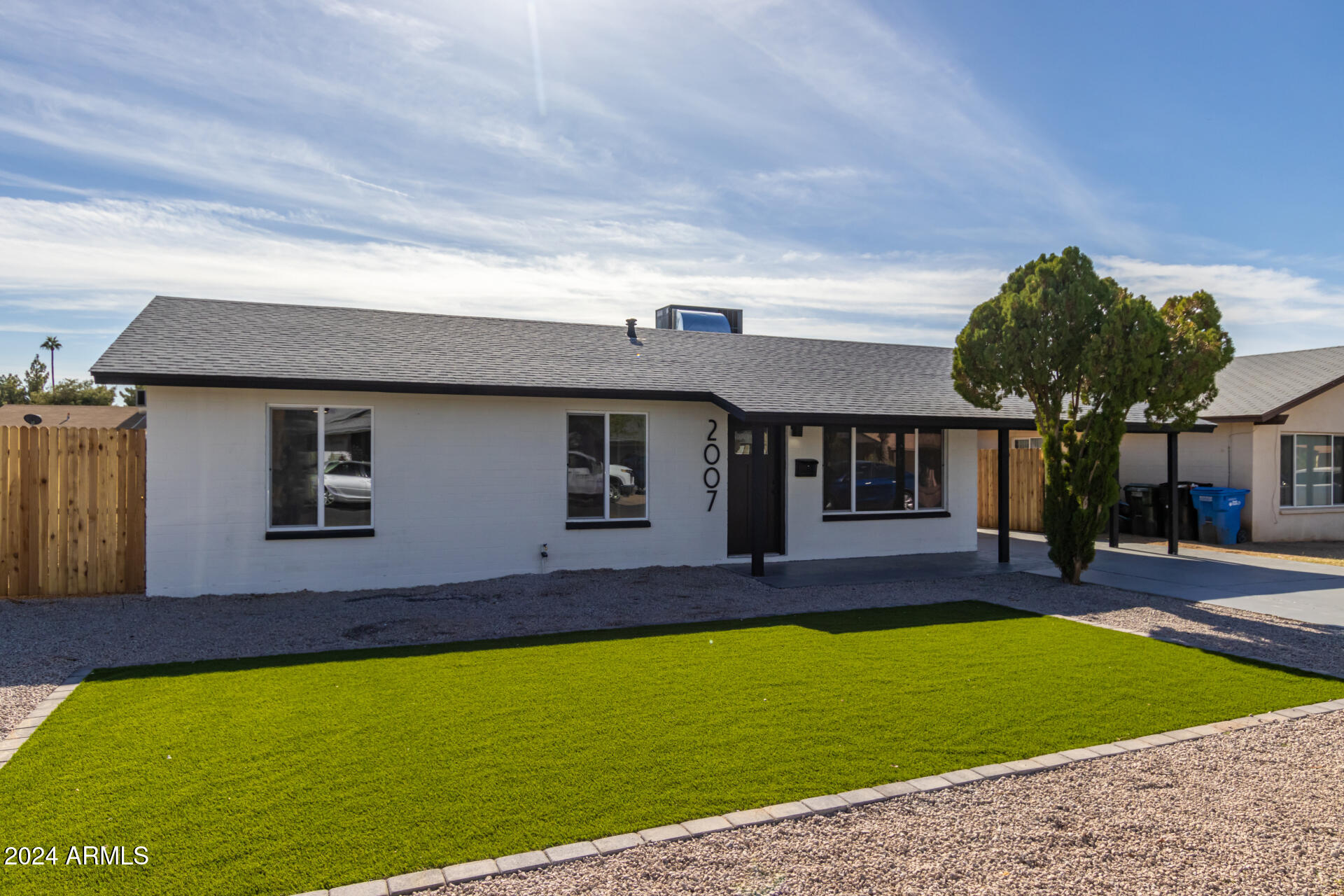 2007 W WINDROSE Drive