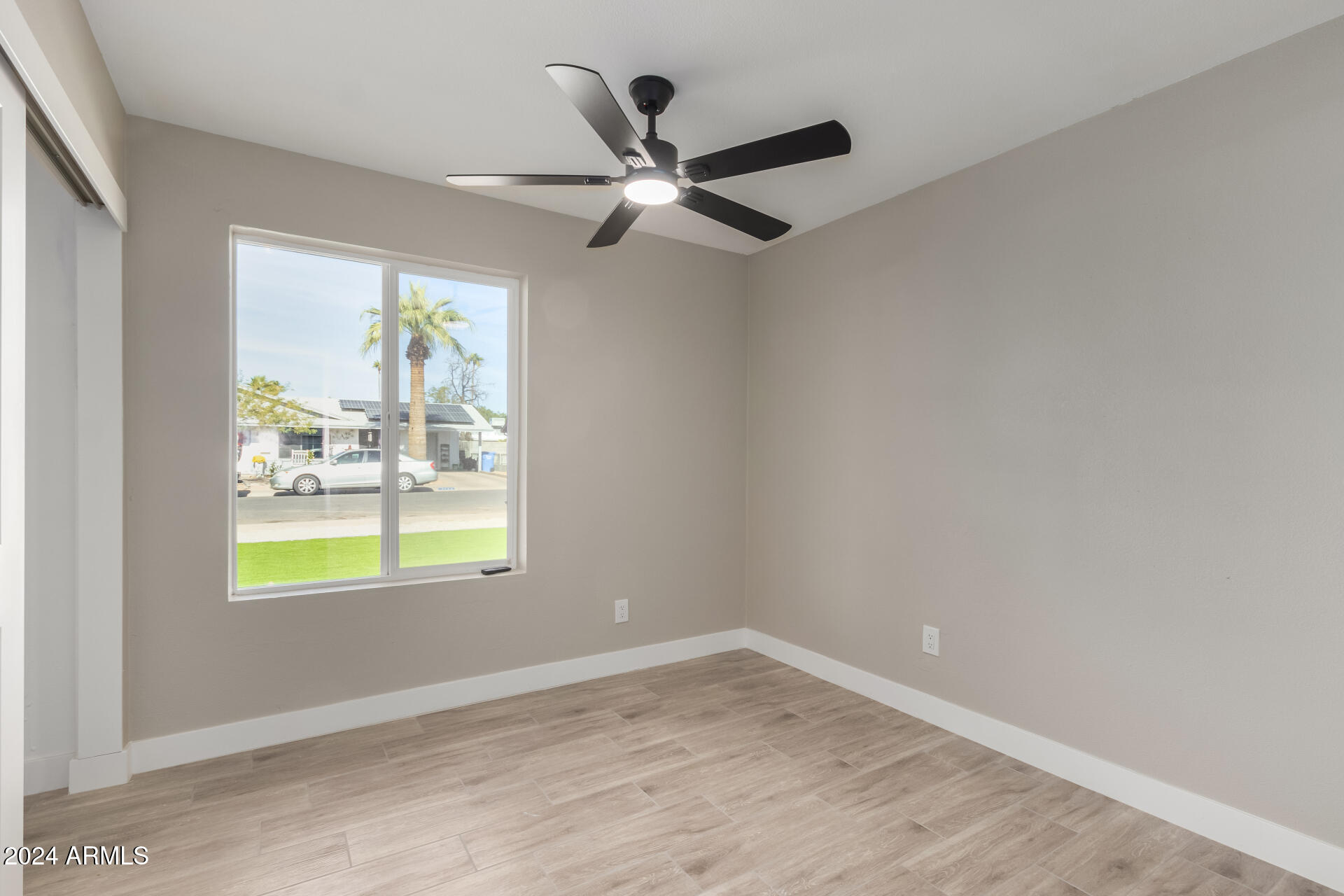 2007 W WINDROSE Drive