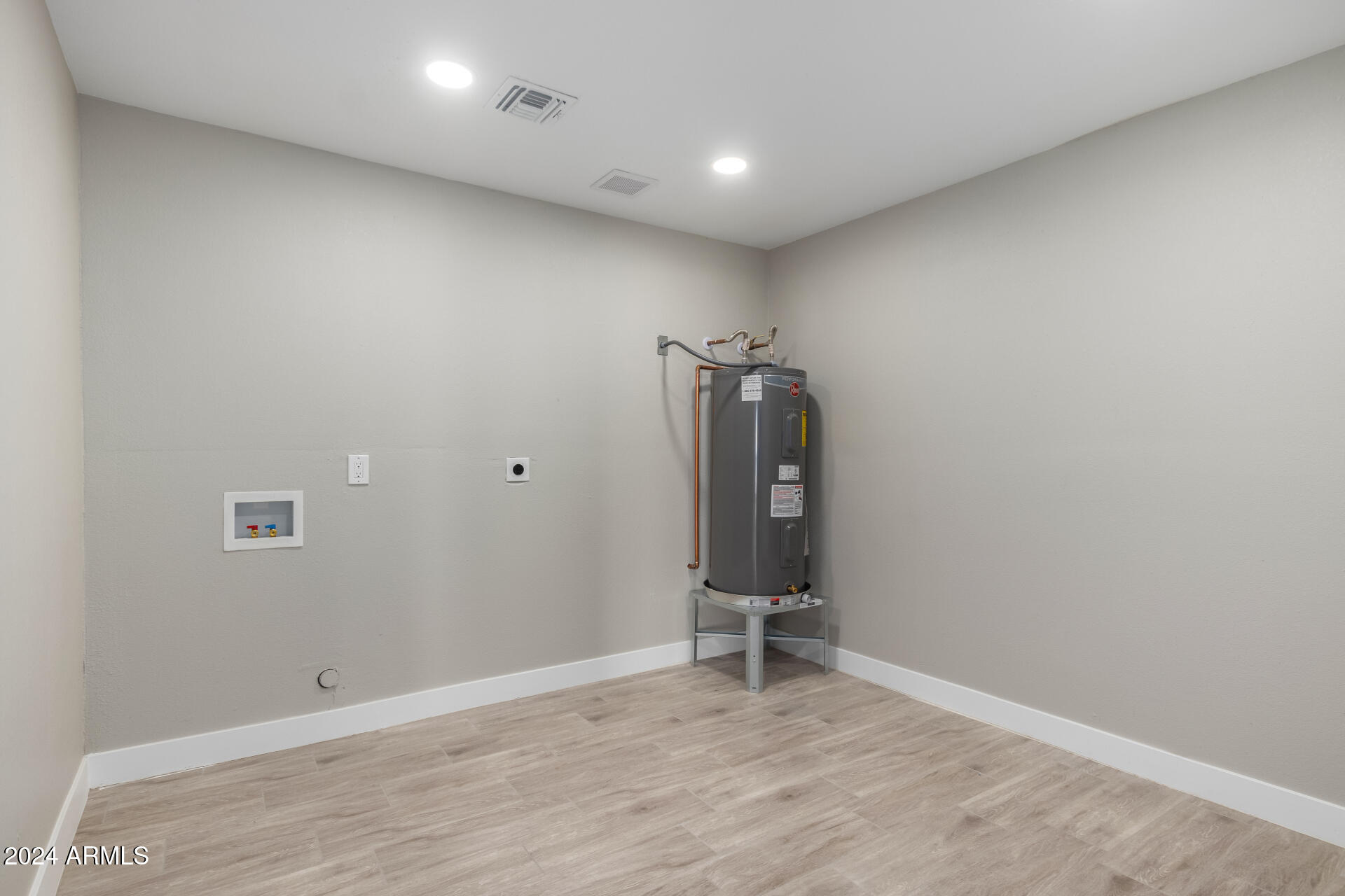 2007 W WINDROSE Drive