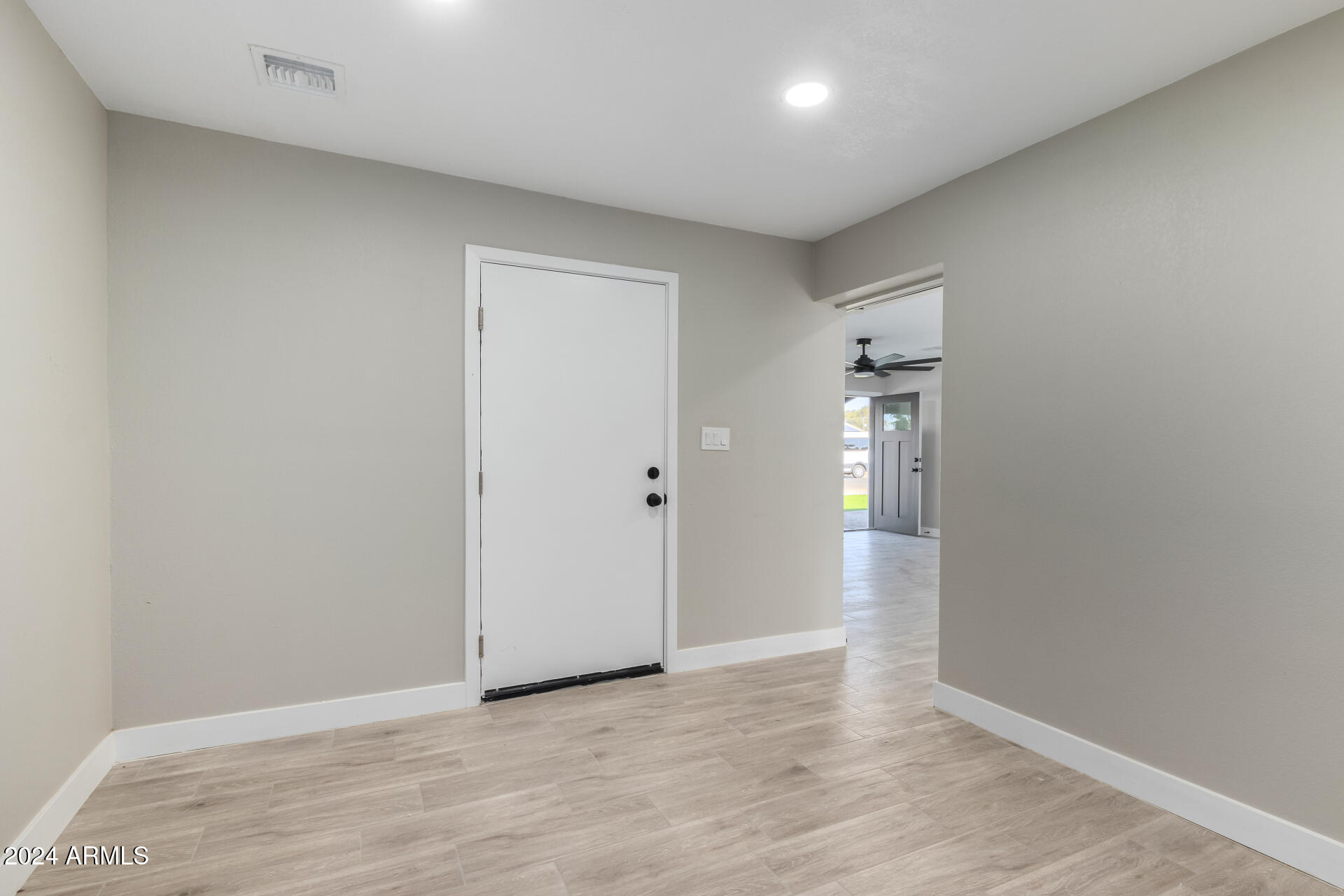 2007 W WINDROSE Drive